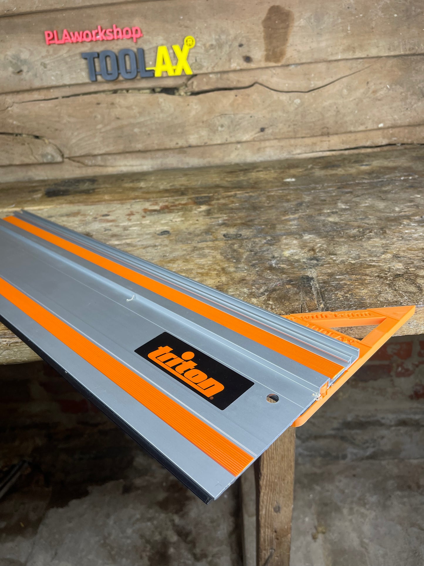 TOOLAX Large Guide Rail Square with 45 & 90 Degree Stops to fit Triton Rail