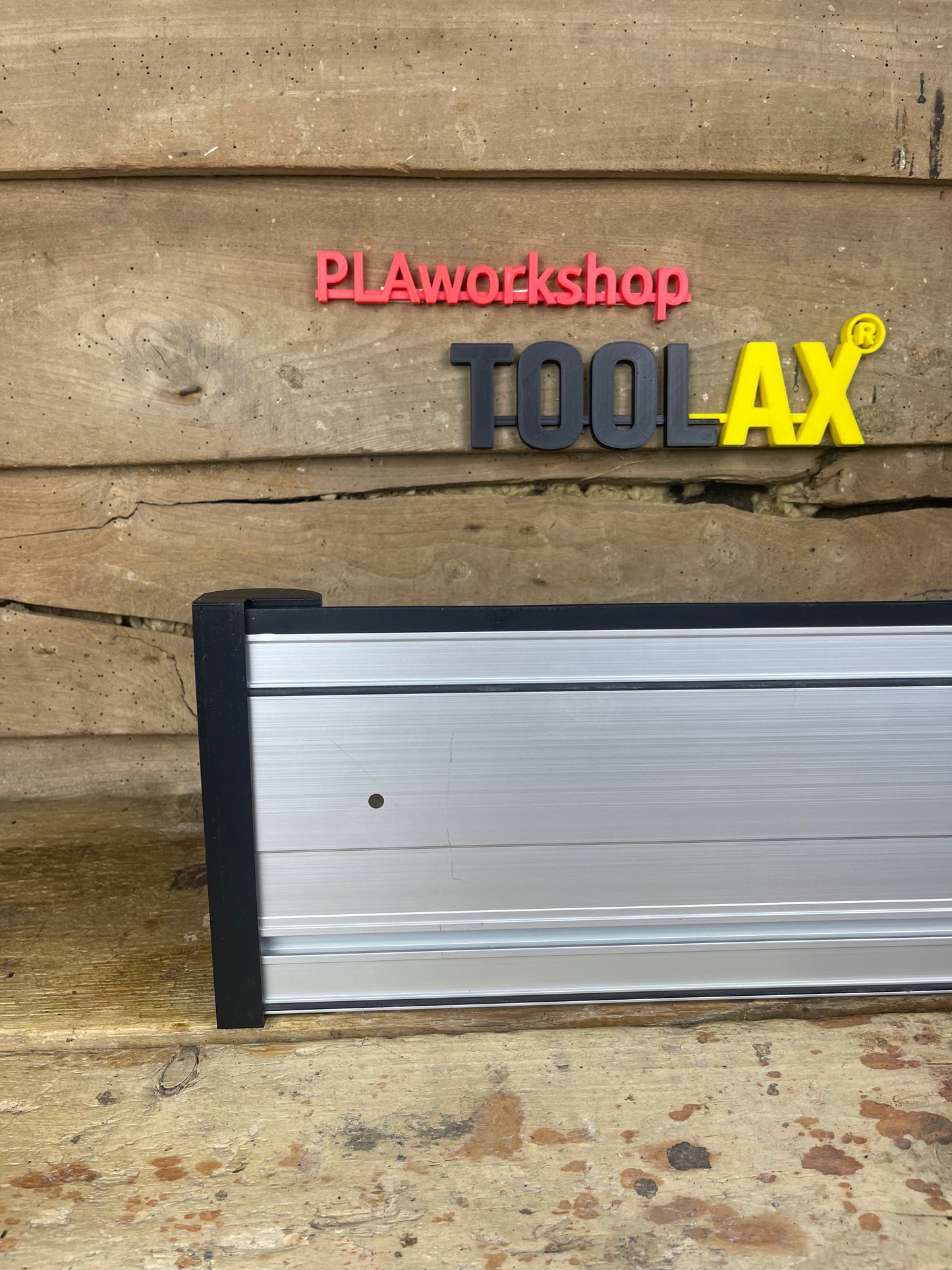 TOOLAX Guide Rail Hose & Cable Deflector – Fits Metabo Guide Rails