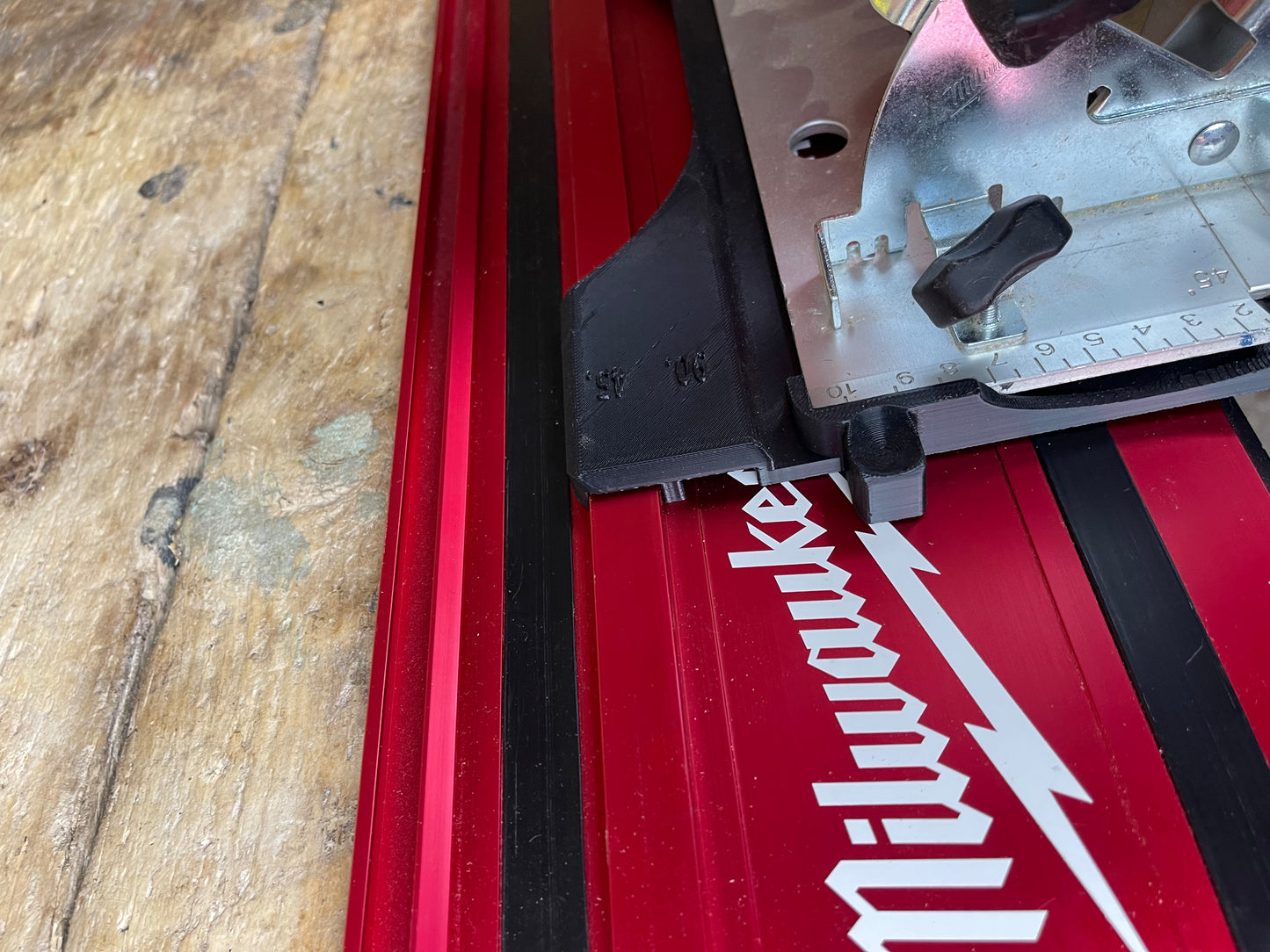 TOOLAX Guide Rail Adapter Base – Cut Perfect 45° & 90° Angles made for Milwaukee HD18CS compatible with Milwaukee Guide rail