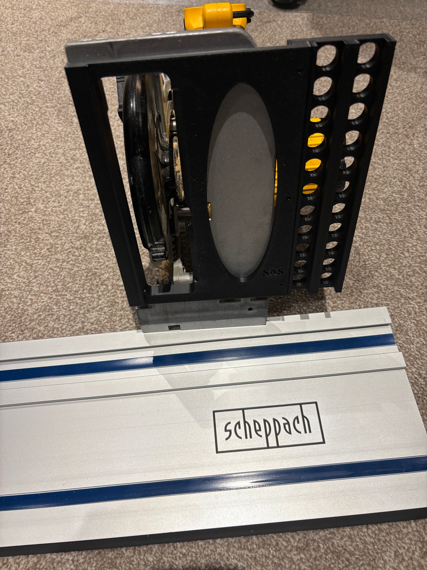 Dewalt DCS391 / DCS565 Adaptor base / Skid plate for Circular Saw to fit Scheppach Guide rail