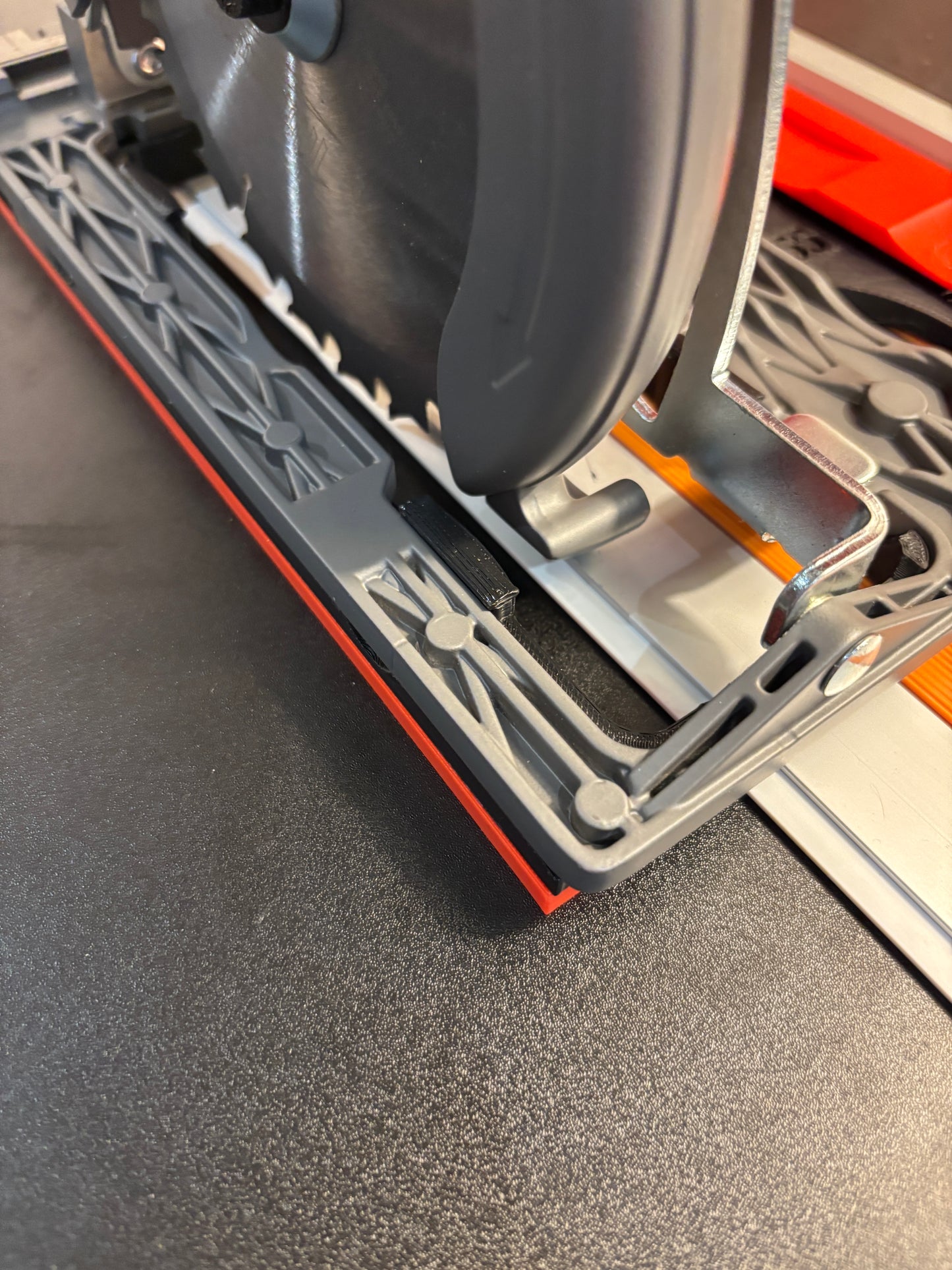 Milwaukee M18 CCS55 Adaptor base / Skid plate for Circular Saw to fit Evolution Guide rail