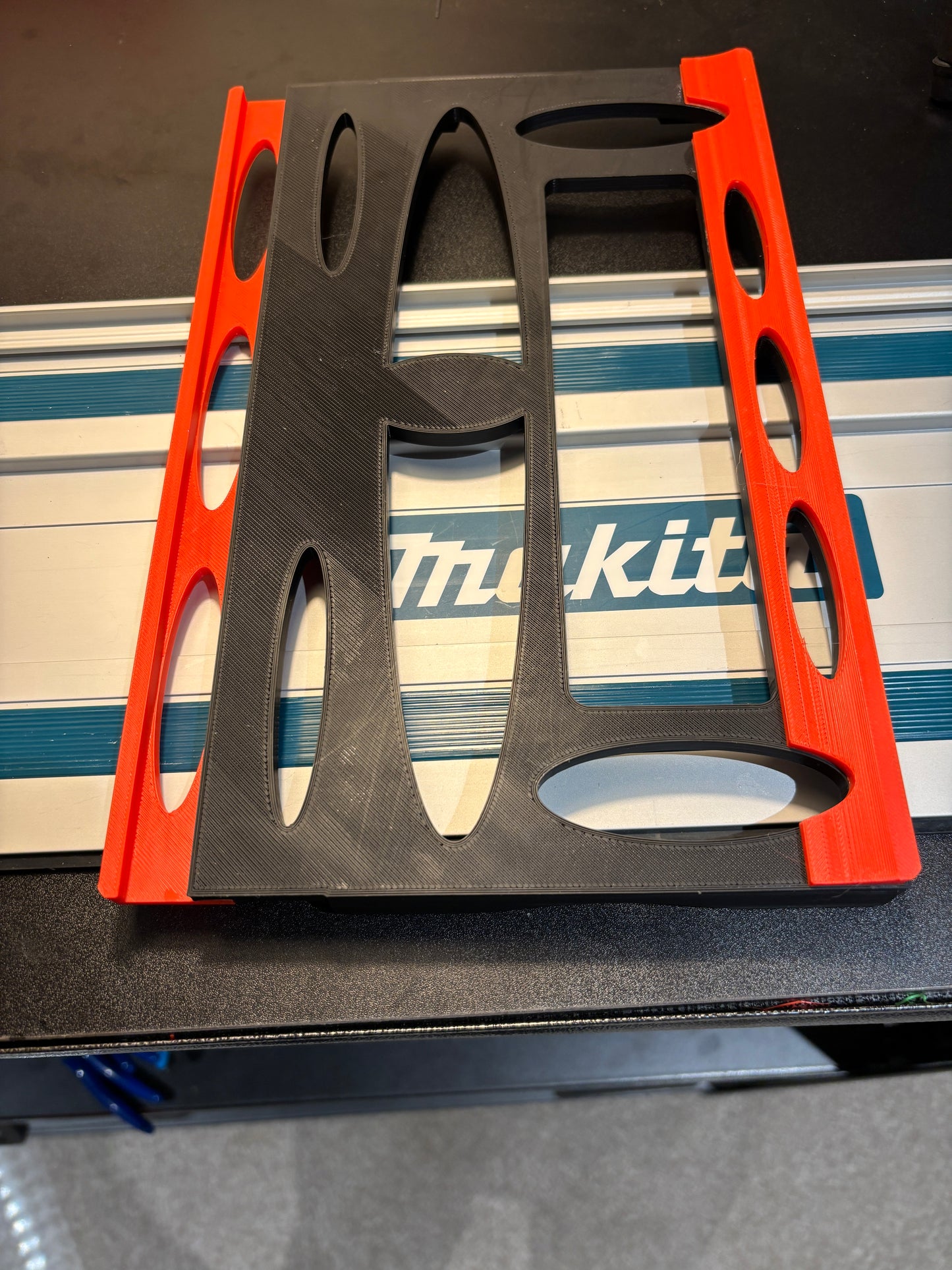 Makita DHS680 / XSH03Z base / Skid plate for Circular Saw to fit Makita Guide rail