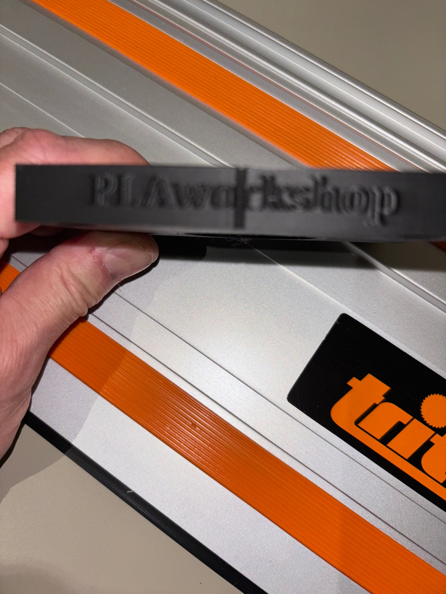 Bosch PR20EVS Trim Router Plunge Base Guide Rail Adapter to Triton Track / Guide Rail