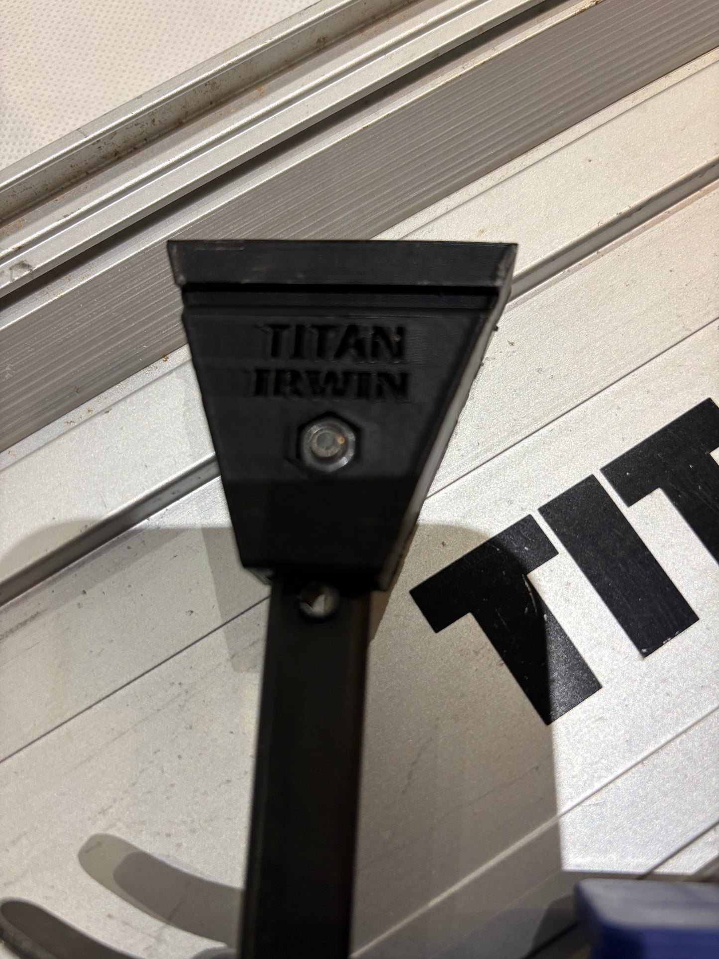 TOOLAX Quick Grip Clamp Adaptor to fit Titan Guide Rail with Riser block