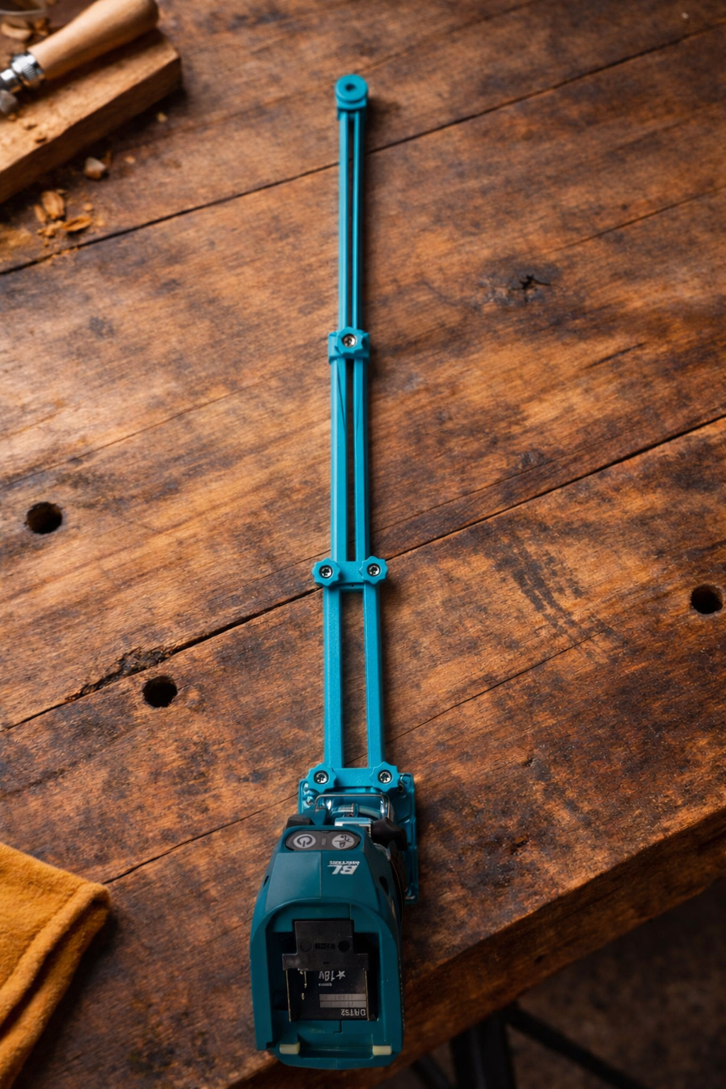 TOOLAX Cutting Jig Compatible with Makita DRT52 Router