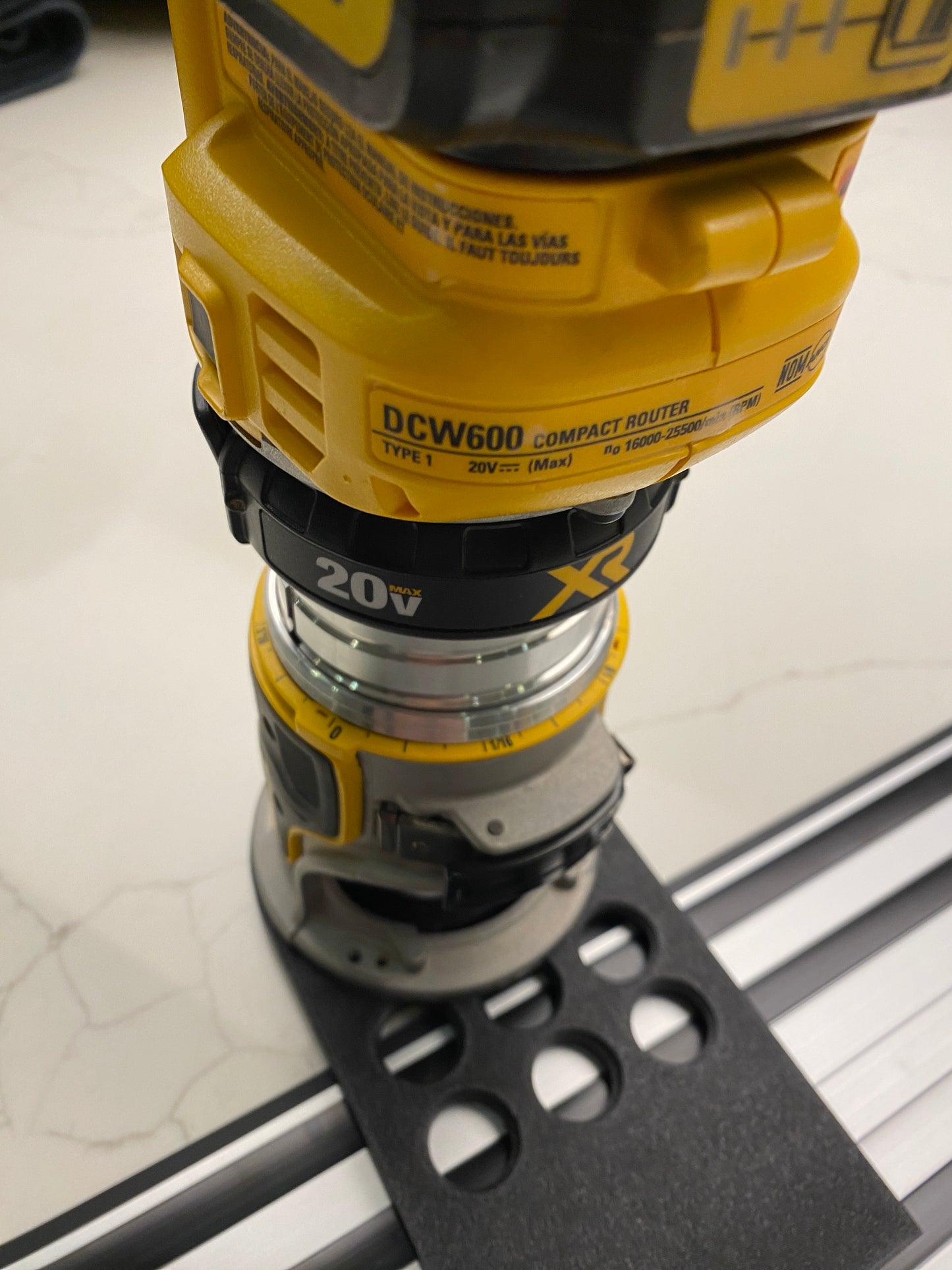 Dewalt DCW600 DWP601 Plunge Base Guide Rail Adaptor to Einhell Guide Track