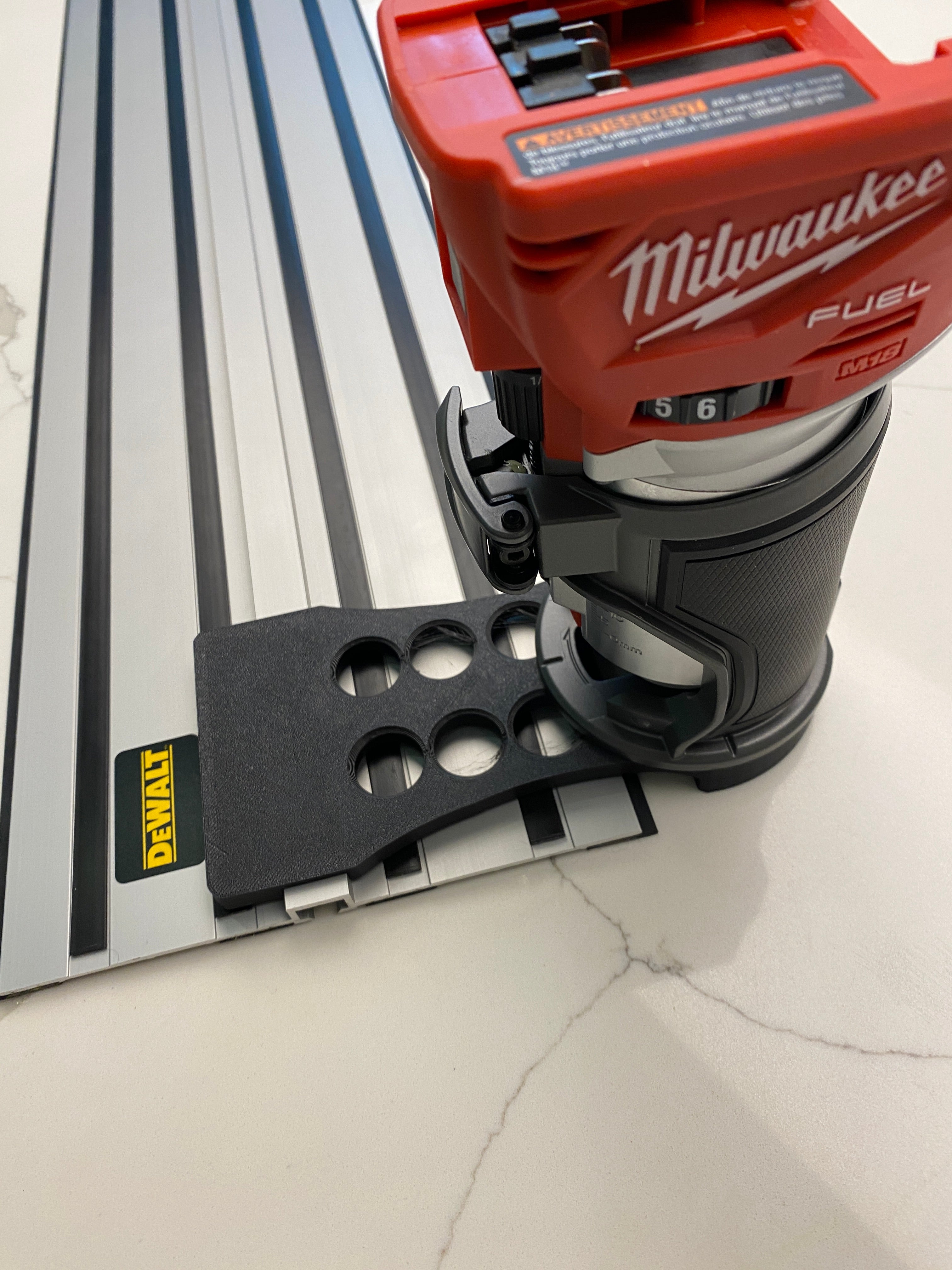 Milwaukee Router M18 FUEL Plunge Base Guide Rail Adapter for Dewalt guide rail
