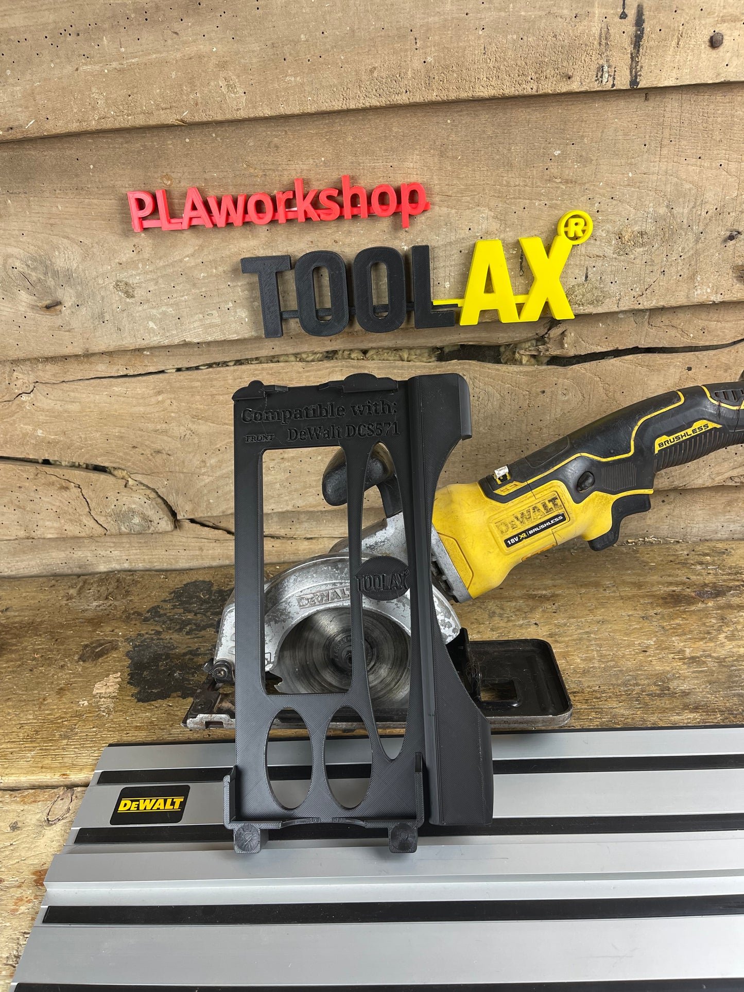 TOOLAX adaptor made for Dewalt DCS571 circular saw - compatible with Dewalt guide rail