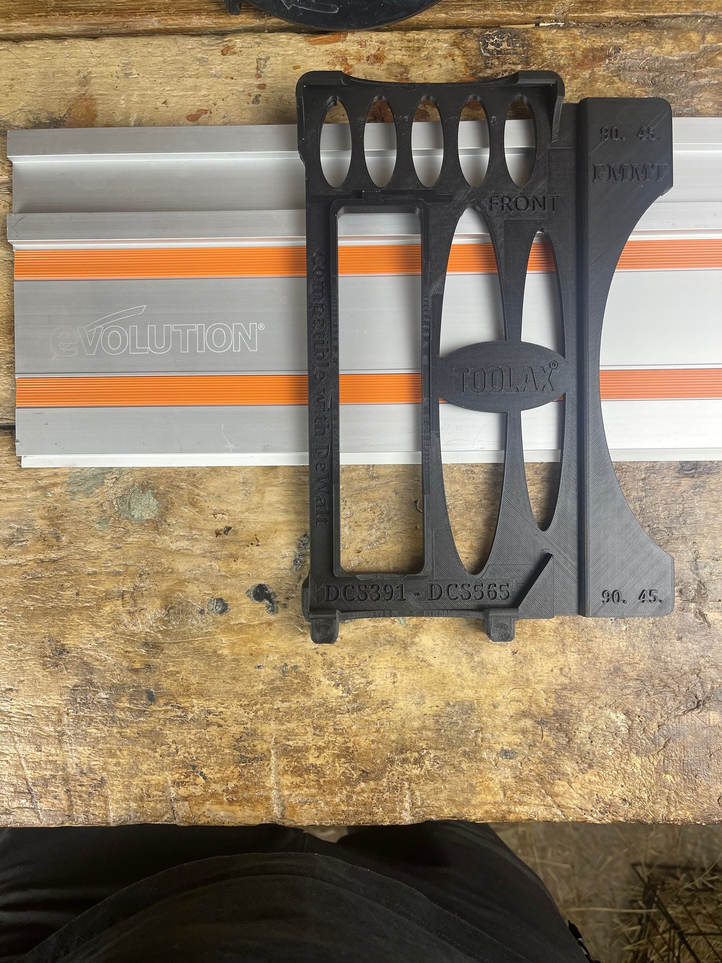 TOOLAX Guide Rail Adapter Base – Cut Perfect 45° & 90° Angles compatible with Dewalt Circular Saws DCS391 & DCS565  – for Evolution Guide Rails