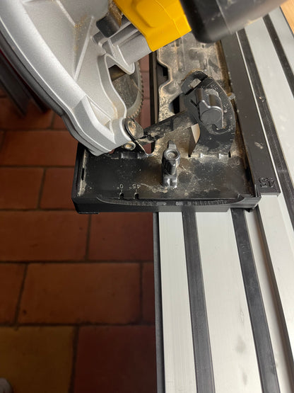 TOOLAX 45° and 90° cuts Adaptor for Dewalt Circular Saw DWE560 to fit Dewalt Guide rail