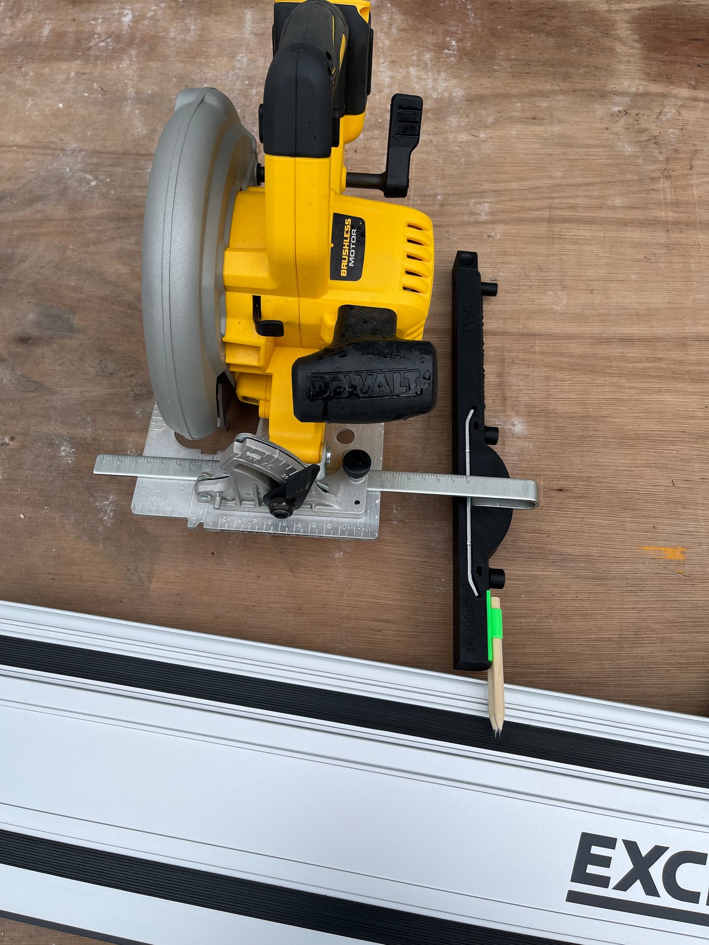 Circular Saw Guide Rip Fence Extender for Dewalt DCS570, DWE575, DCS575, DCS578, DCS573