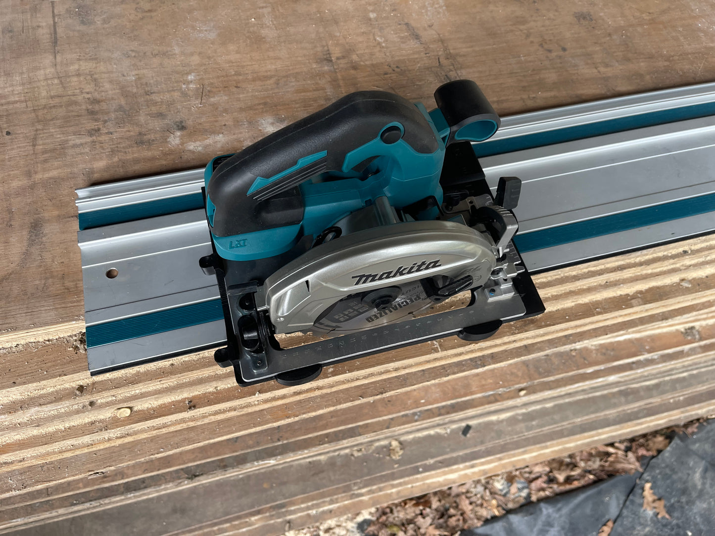 Makita DHS660 / XSH04 Adaptor base supports 90° and 45° cuts for Makita/Milwaukee/Festool/Evolution Guide rails