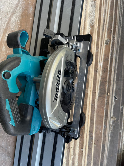 Makita DHS660 / XSH04 Adaptor base supports 90° and 45° cuts for Dewalt rail
