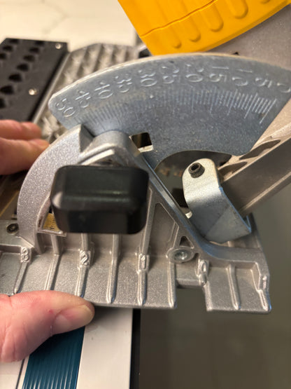 TOOLAX Adapter Base / Skid Plate / Shoe for DeWalt DCS391 / DCS565 – Fits Makita Guide Rail