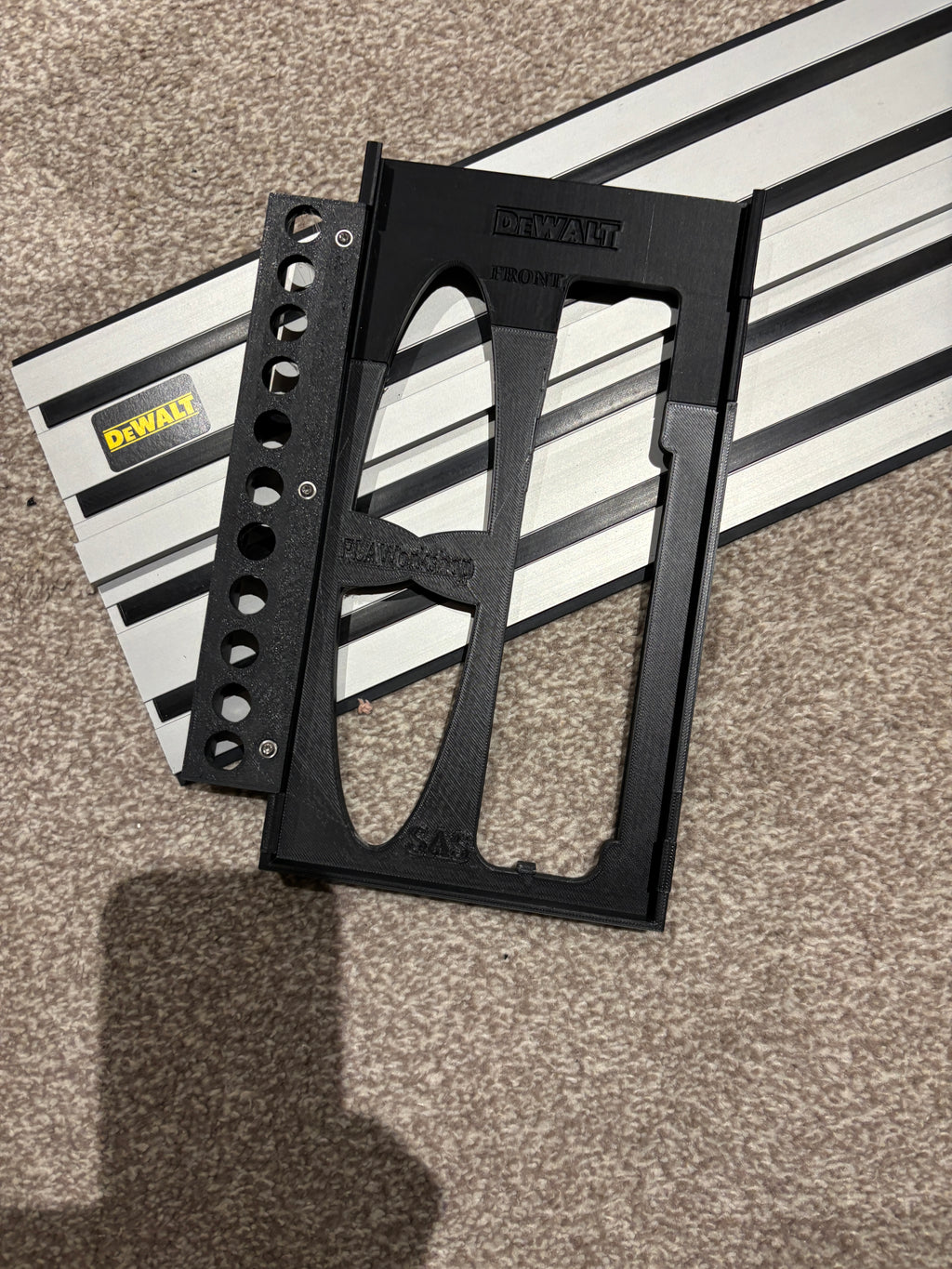 Dewalt DWE560 Adaptor base / Skid plate for Circular Saw to fit Dewalt Guide rail