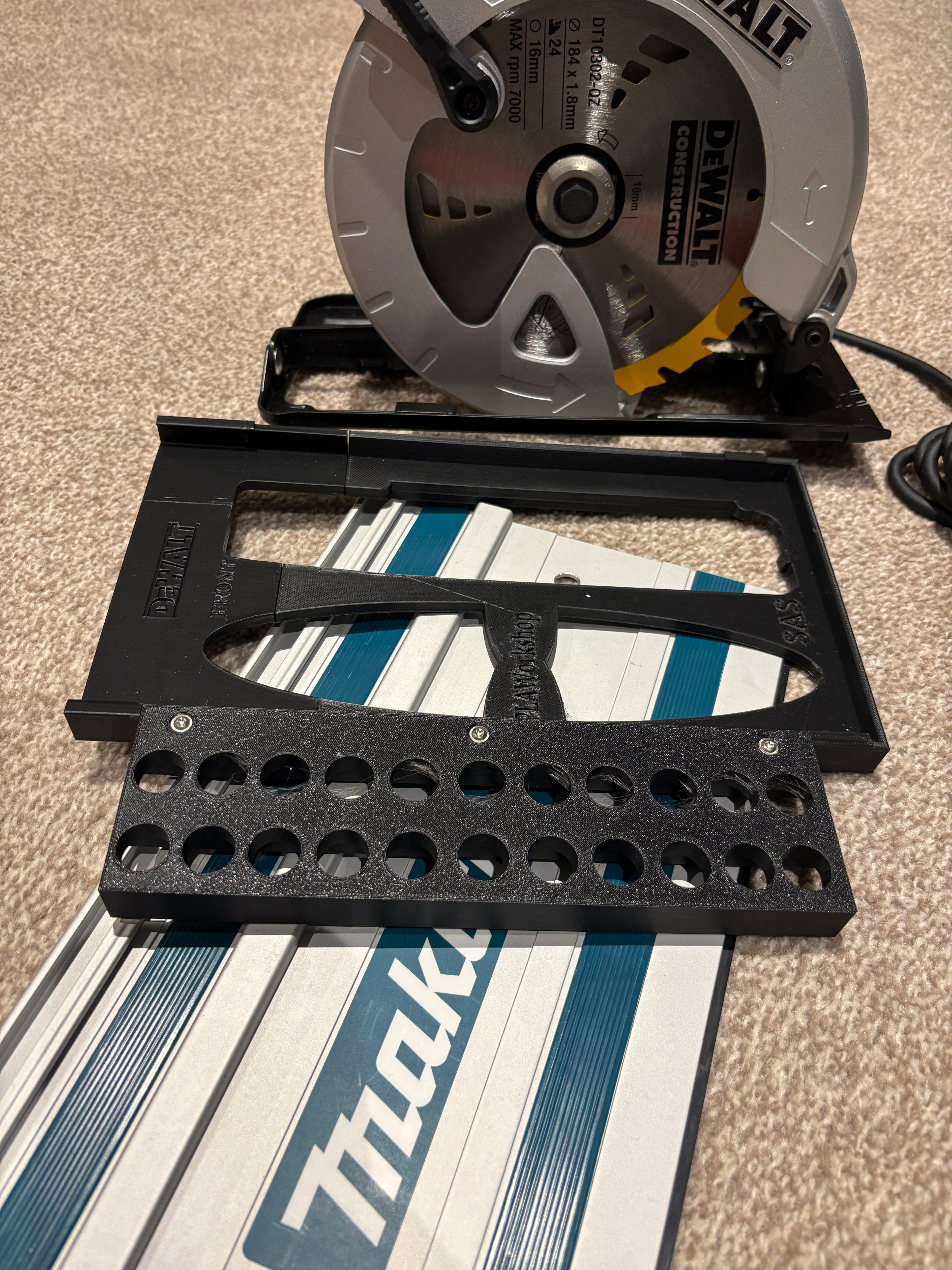 Dewalt DWE560 Adaptor base / Skid plate for Circular Saw to fit Makita Guide rail