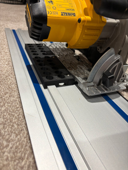 Dewalt DCS391 / DCS565 Adaptor base / Skid plate for Circular Saw to fit Scheppach Guide rail