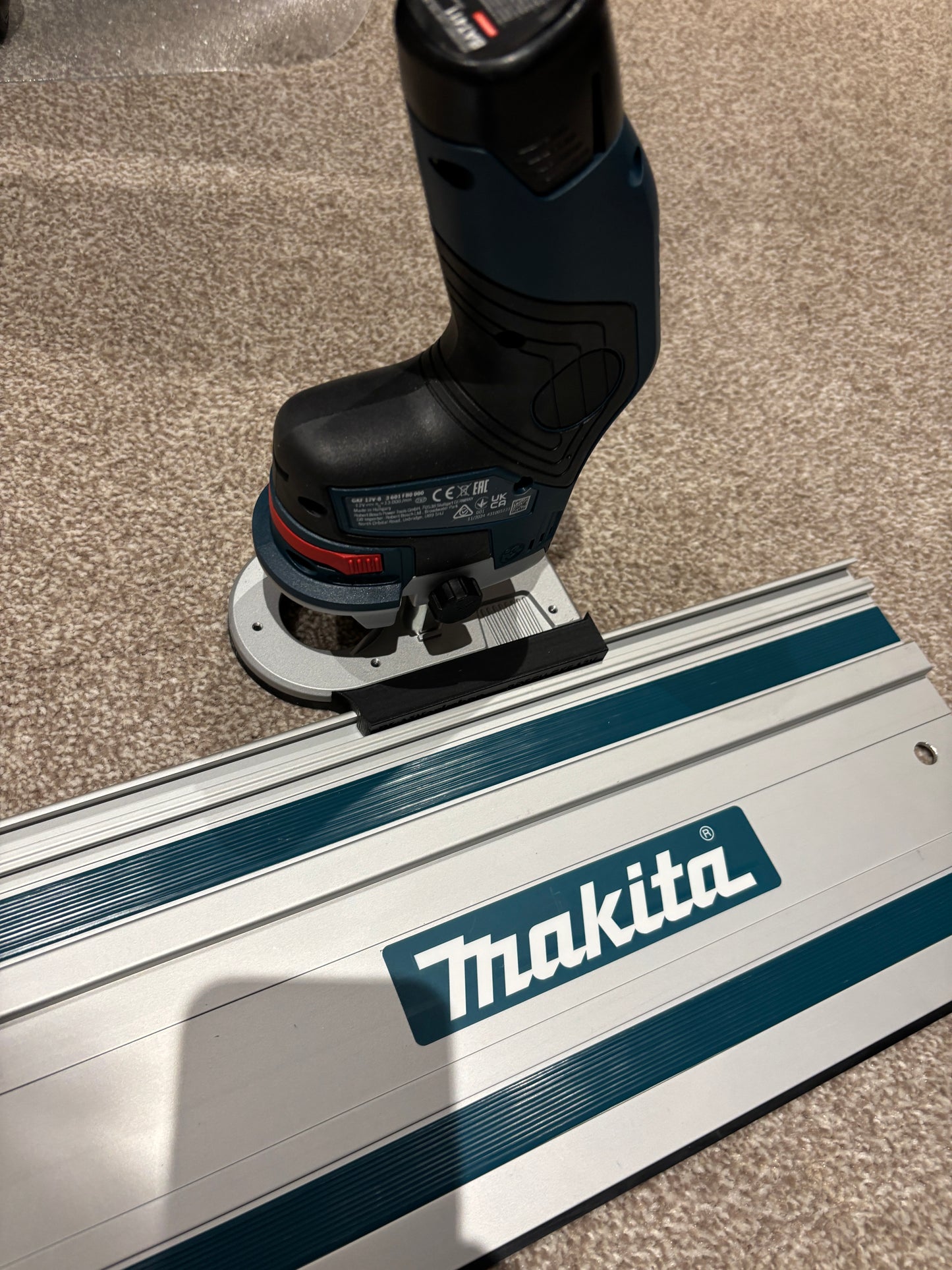 Bosch GKF 12V-8 Cordless Edge Trim Router Base Guide Rail Adapter to Makita Track / Guide Rail