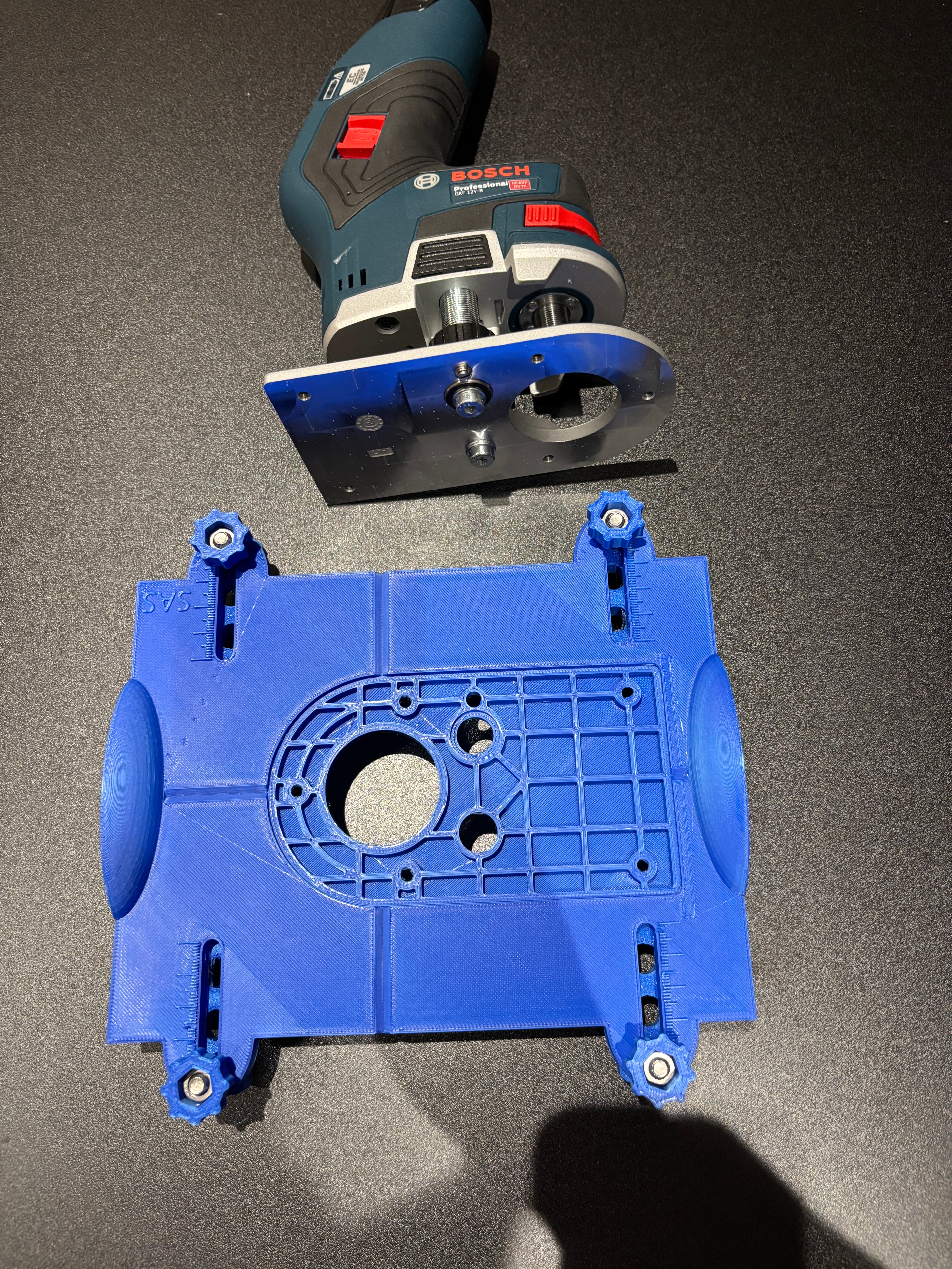 BOSCH GKF 12V - 8 Router base jig for making mortises / slot mortises / grooves
