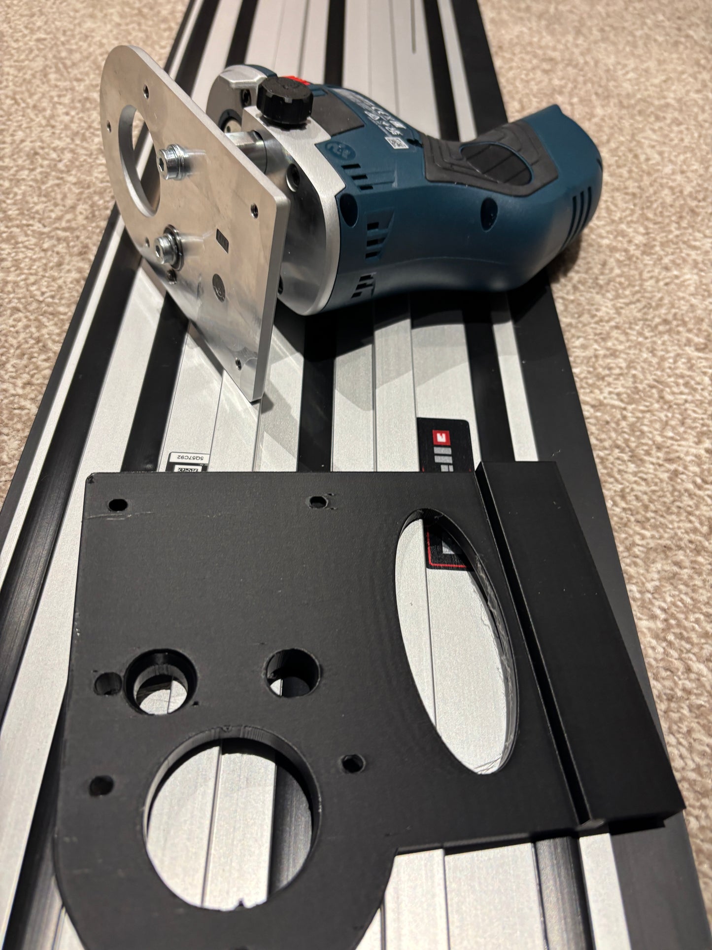 Bosch GKF 12V-8 Cordless Edge Trim Router Base Guide Rail Adapter to Einhell Track / Guide Rail