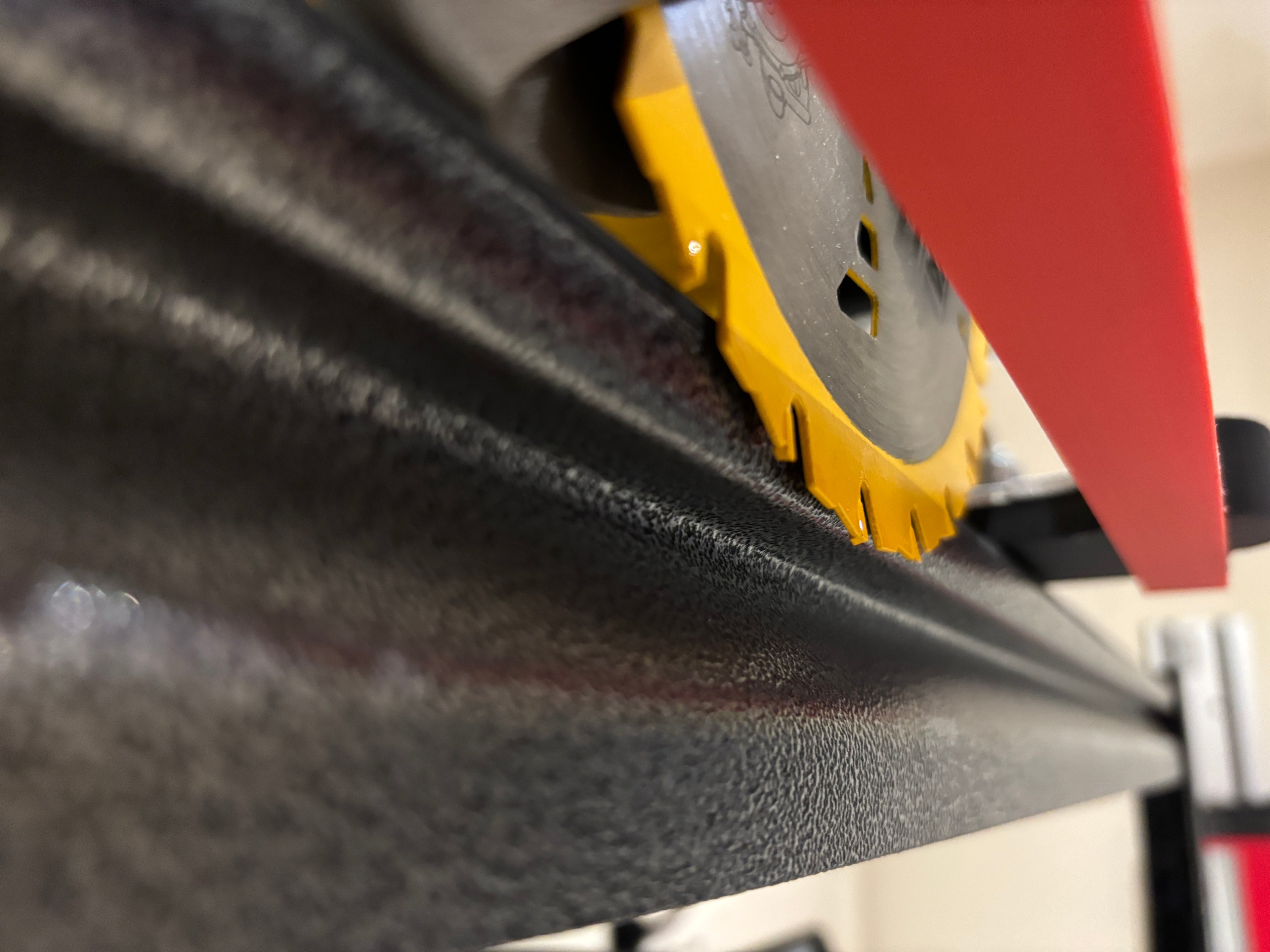 Dewalt DCS570 DWE575 DCS575 DCS578 DCS573 Adaptor base / Skid plate for Circular Saw to fit Dewalt Guide rail
