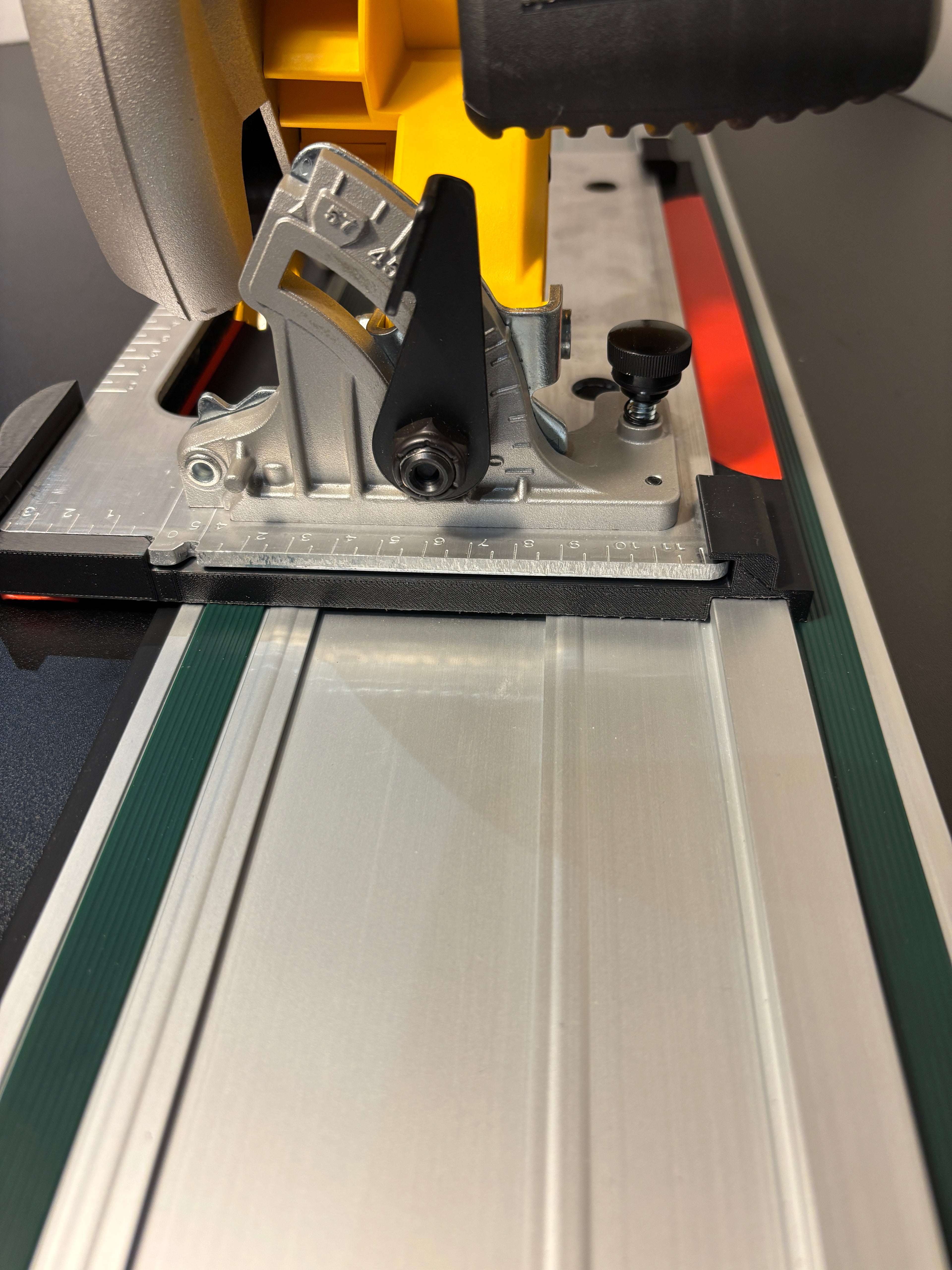 Dewalt DCS570 DWE575 DCS575 DCS578 DCS573 Adaptor base / Skid plate for Circular Saw to fit Metabo Guide rail