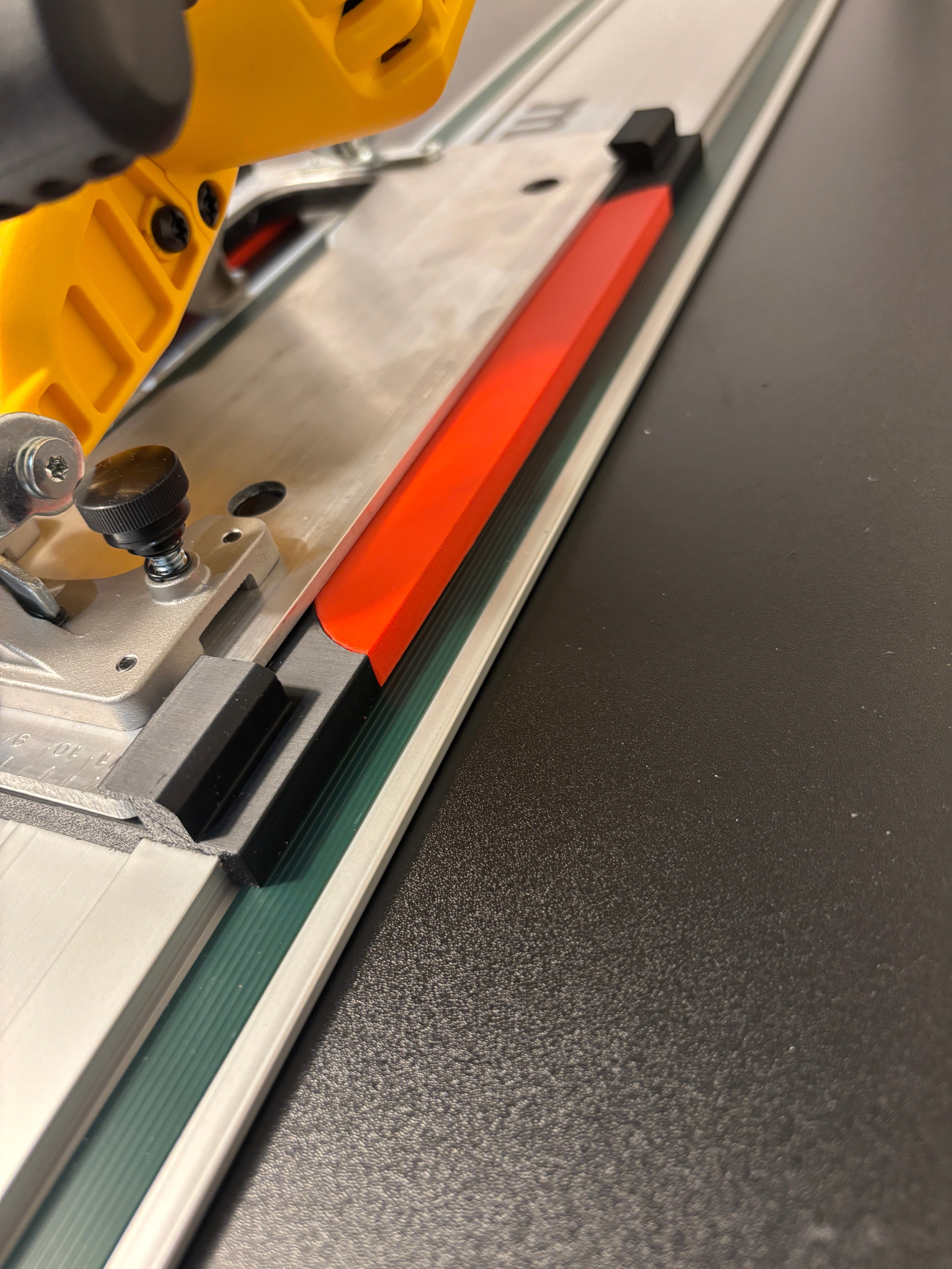 Dewalt DCS570 DWE575 DCS575 DCS578 DCS573 Adaptor base / Skid plate for Circular Saw to fit Metabo Guide rail