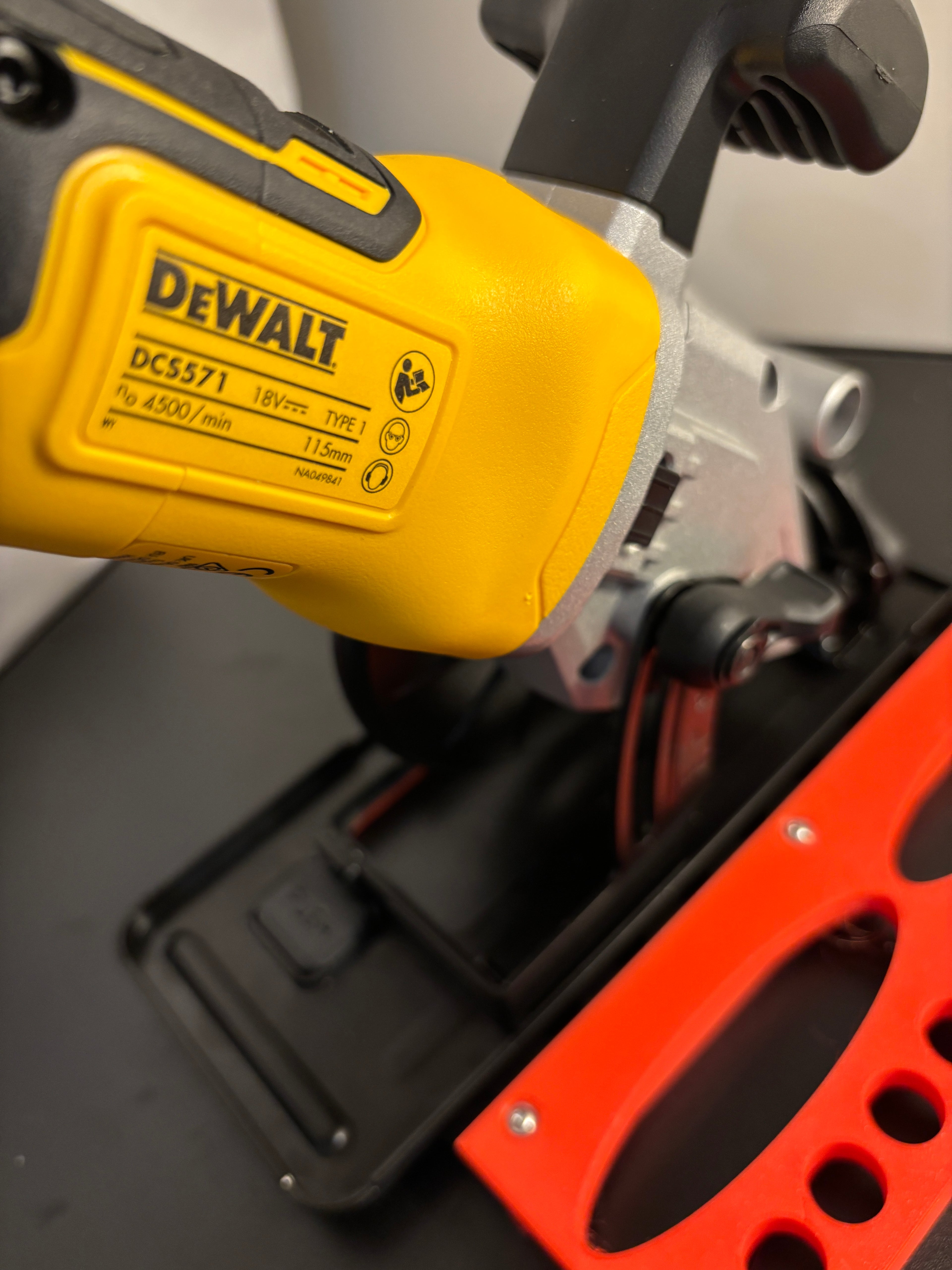 Dewalt DCS571 Circular Saw Adaptor base / Skid plate or Shoe to fit Makita Guide rail