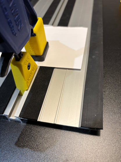 Irwin Quick Grip Clamp Adaptor to fit Dewalt Guide Rail with Riser block- Works with the thinnest of materials - Pair 2x