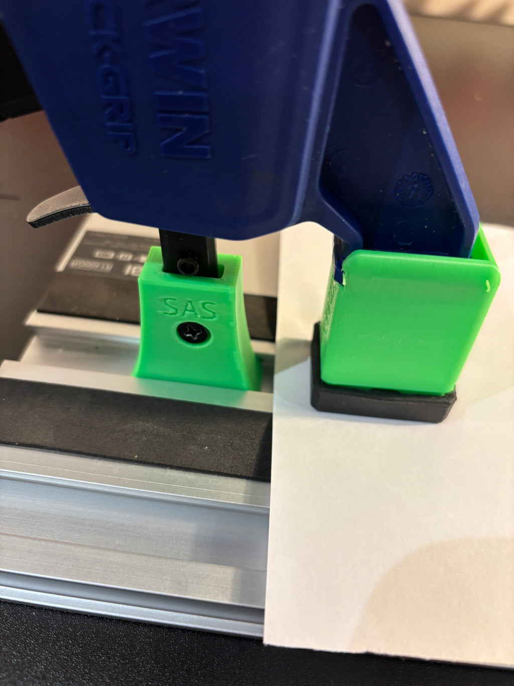Irwin Quick Grip Clamp Adaptor to fit Ryobi Guide Rail with Riser block- Works with the thinnest of materials - Pair 2x