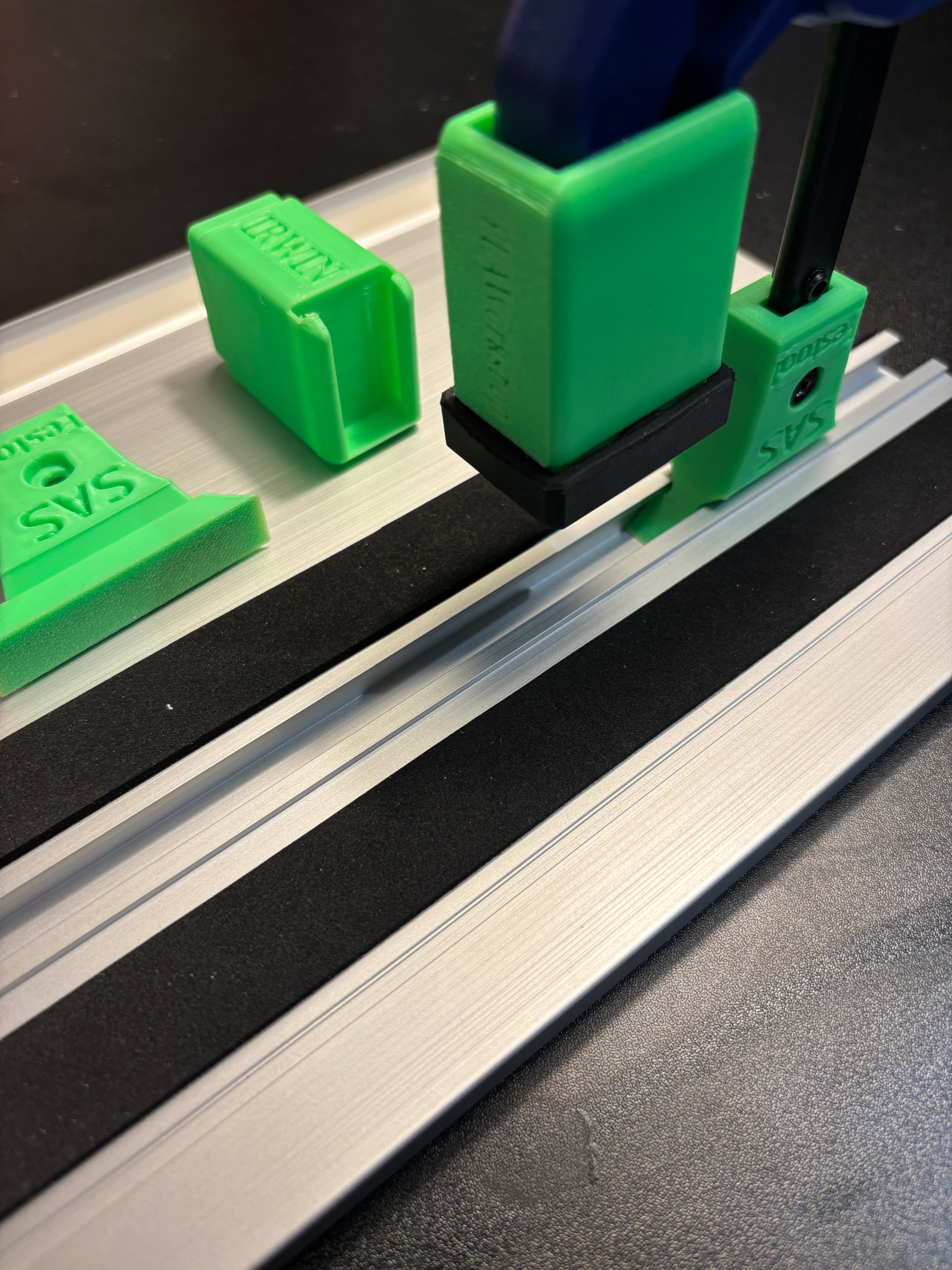 Irwin Quick Grip Clamp Adaptor to fit Festool Guide Rail with Riser block- Works with the thinnest of materials - Pair 2x