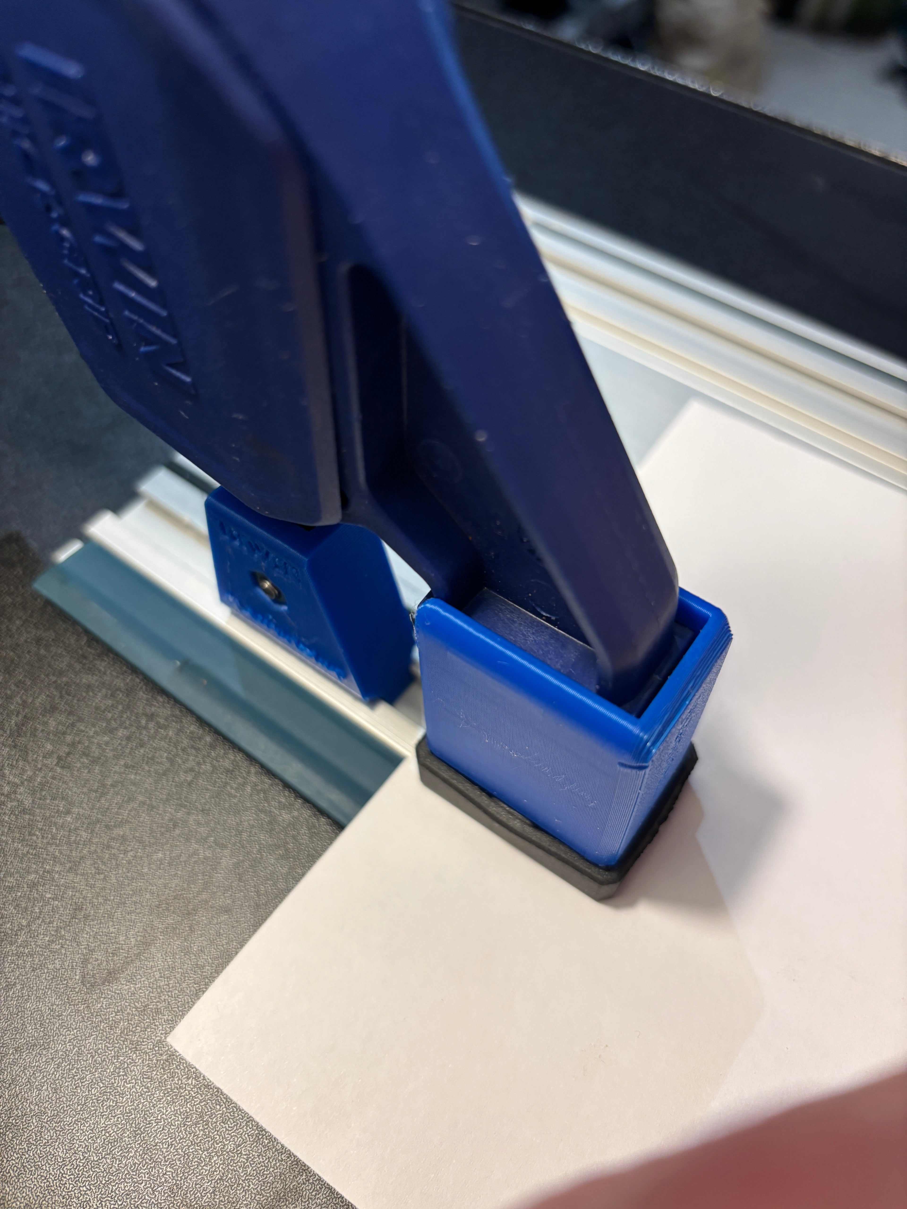 Irwin Quick Grip Clamp Adaptor to fit Bosch Guide Rail with Riser block- Works with the thinnest of materials - Pair 2x