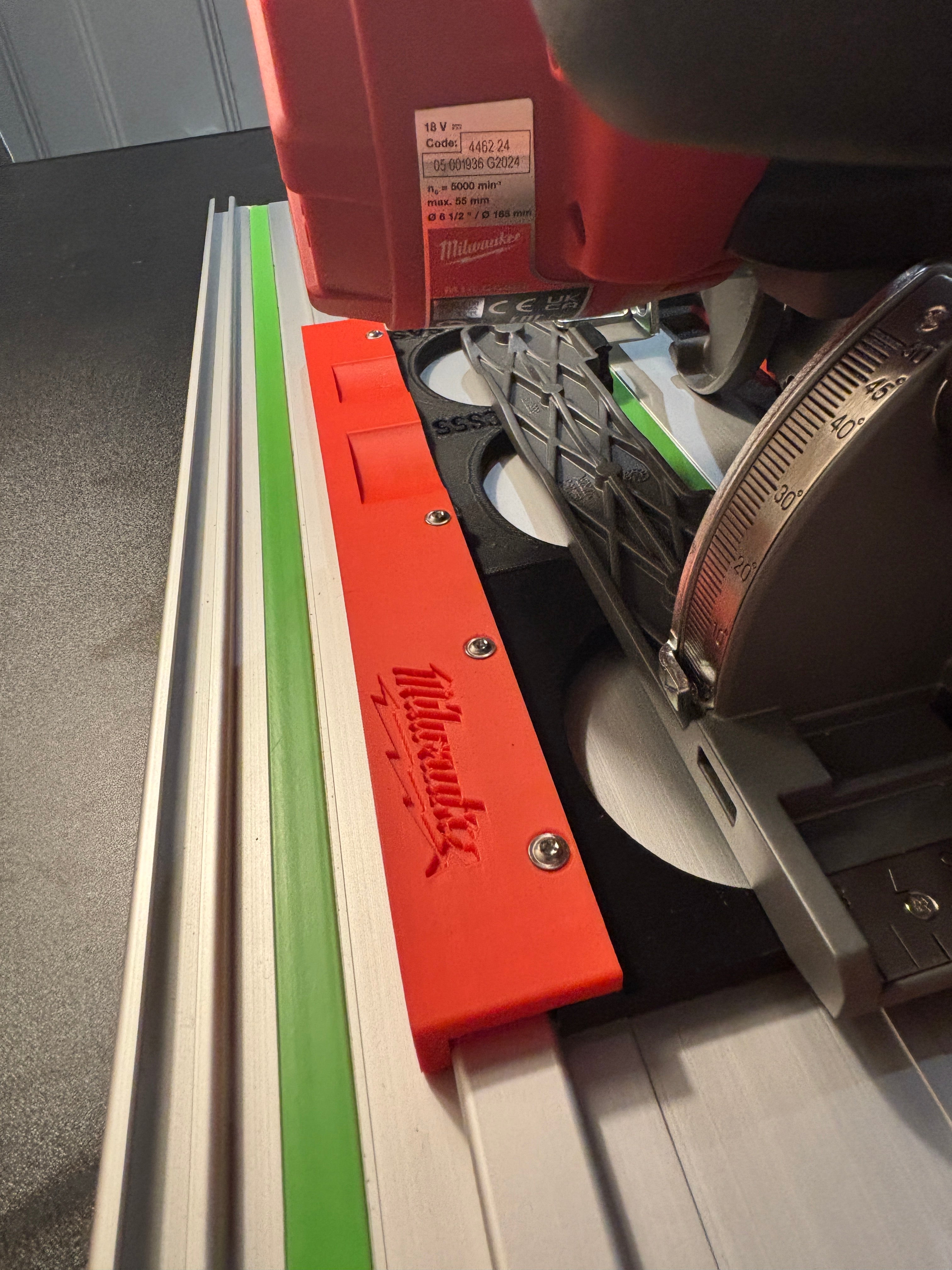 Milwaukee M18 CCS55 Adaptor base / Skid plate for Circular Saw to fit Festool Guide rail