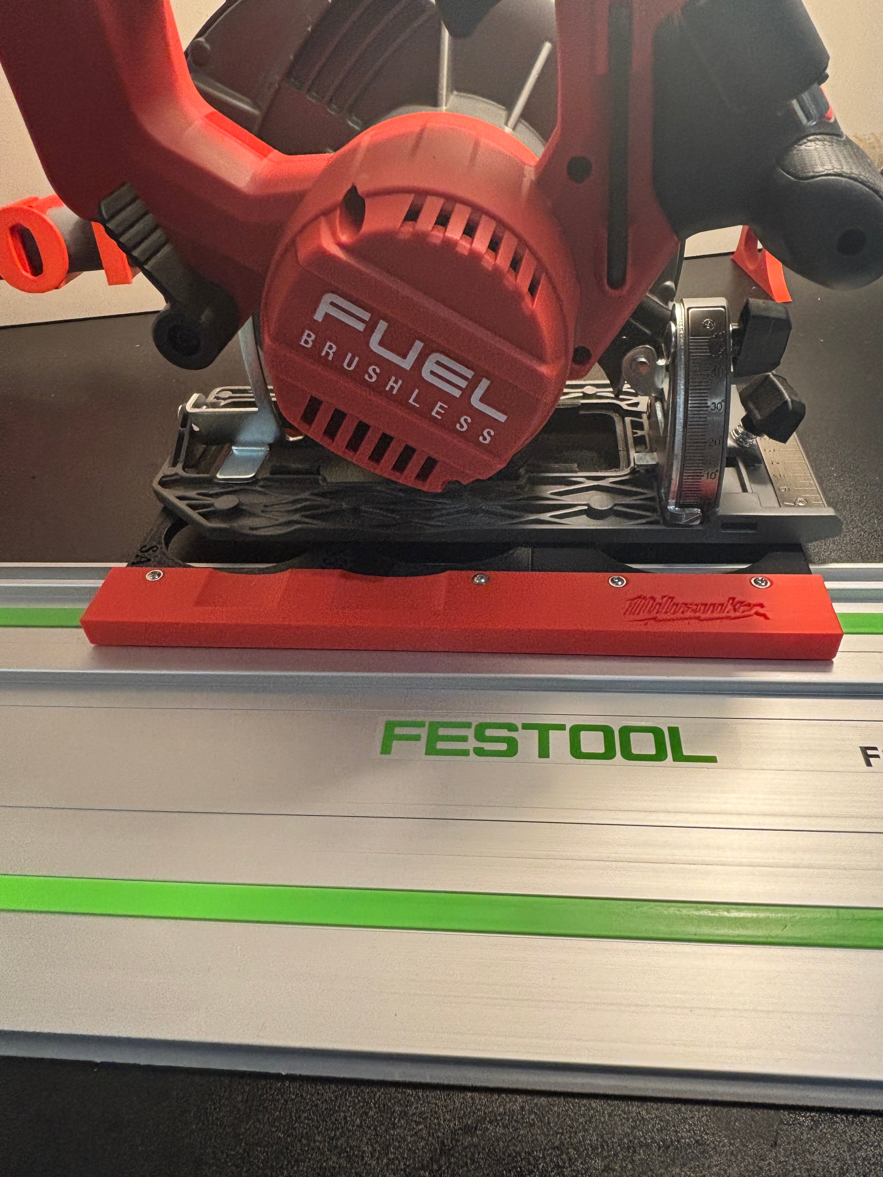 Milwaukee M18 CCS55 Adaptor base / Skid plate for Circular Saw to fit Festool Guide rail