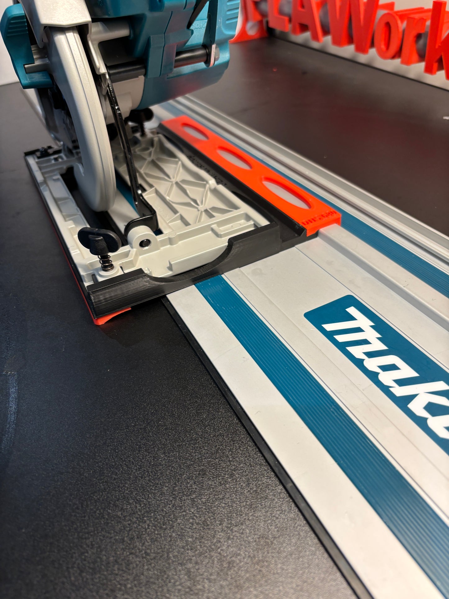 Makita DHS680 / XSH03Z base / Skid plate for Circular Saw to fit Makita Guide rail