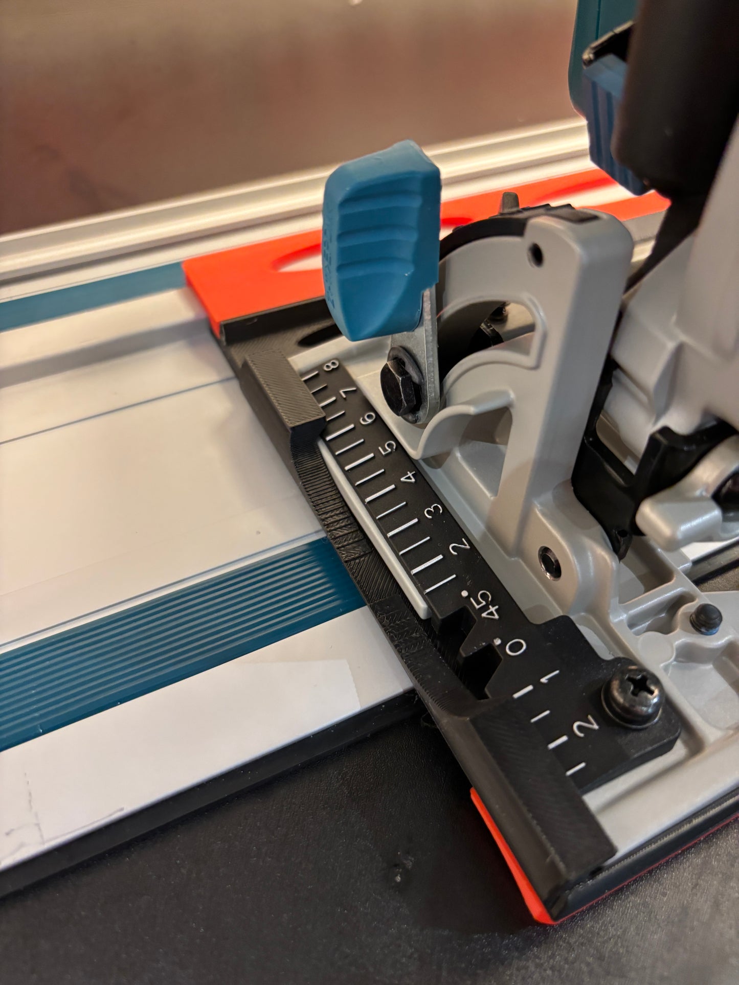 Makita DHS680 / XSH03Z base / Skid plate for Circular Saw to fit Makita Guide rail