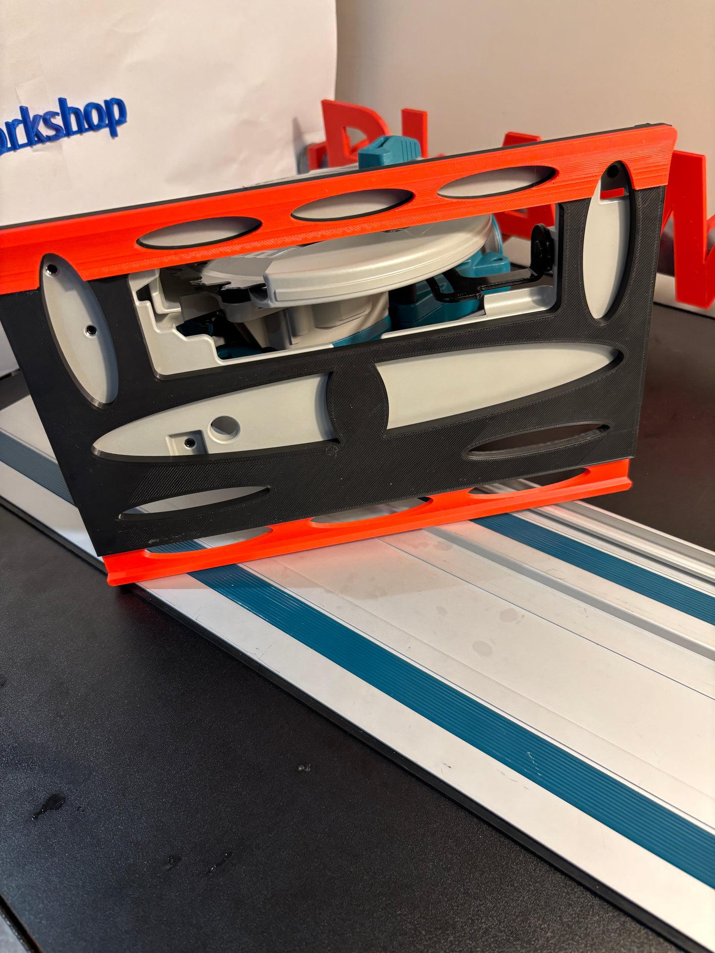 Makita DHS680 / XSH03Z base / Skid plate for Circular Saw to fit Makita Guide rail