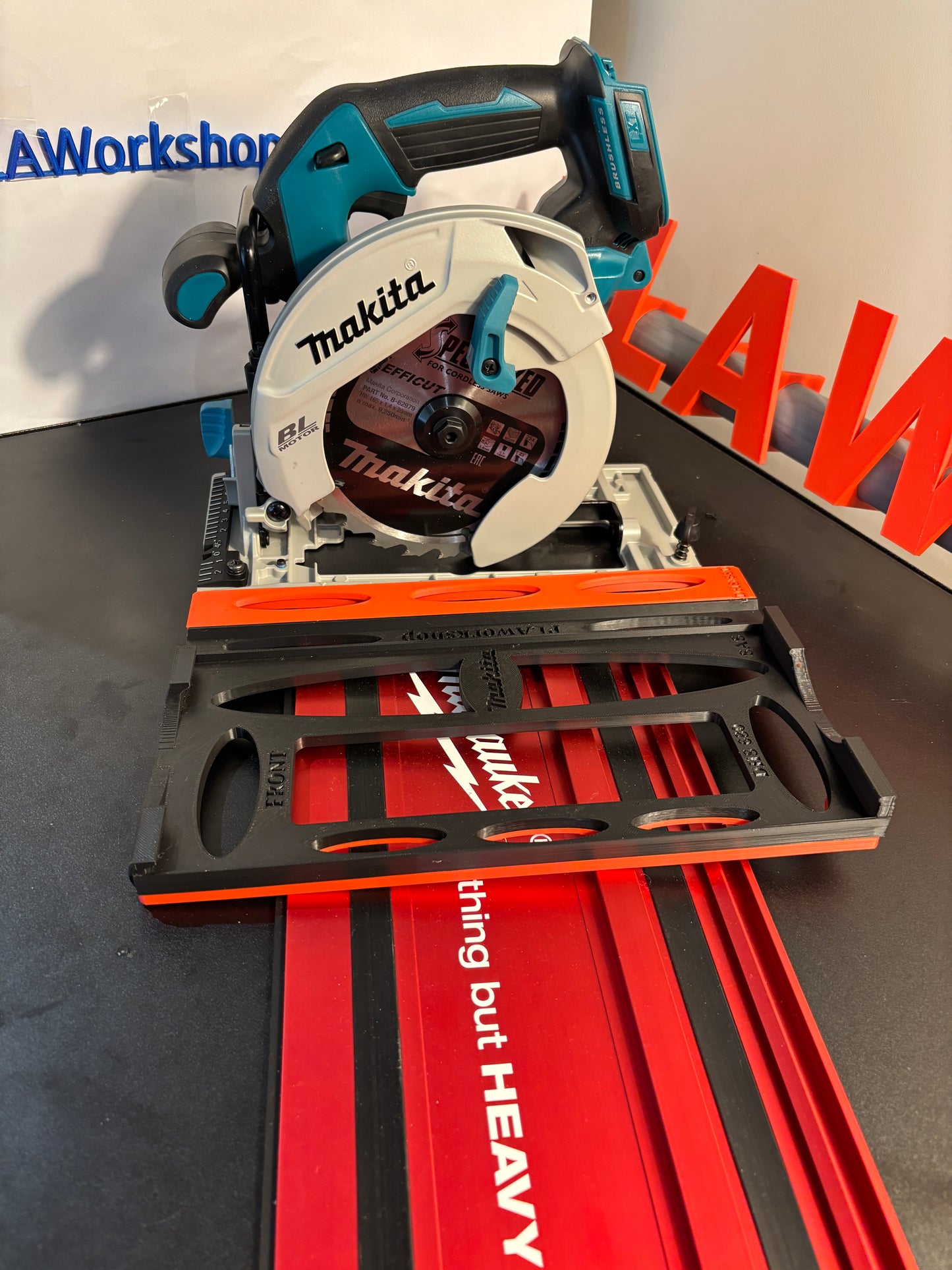 Makita DHS680 / XSH03ZAdaptor base / Skid plate for Circular Saw to fit Milwaukee Guide rail