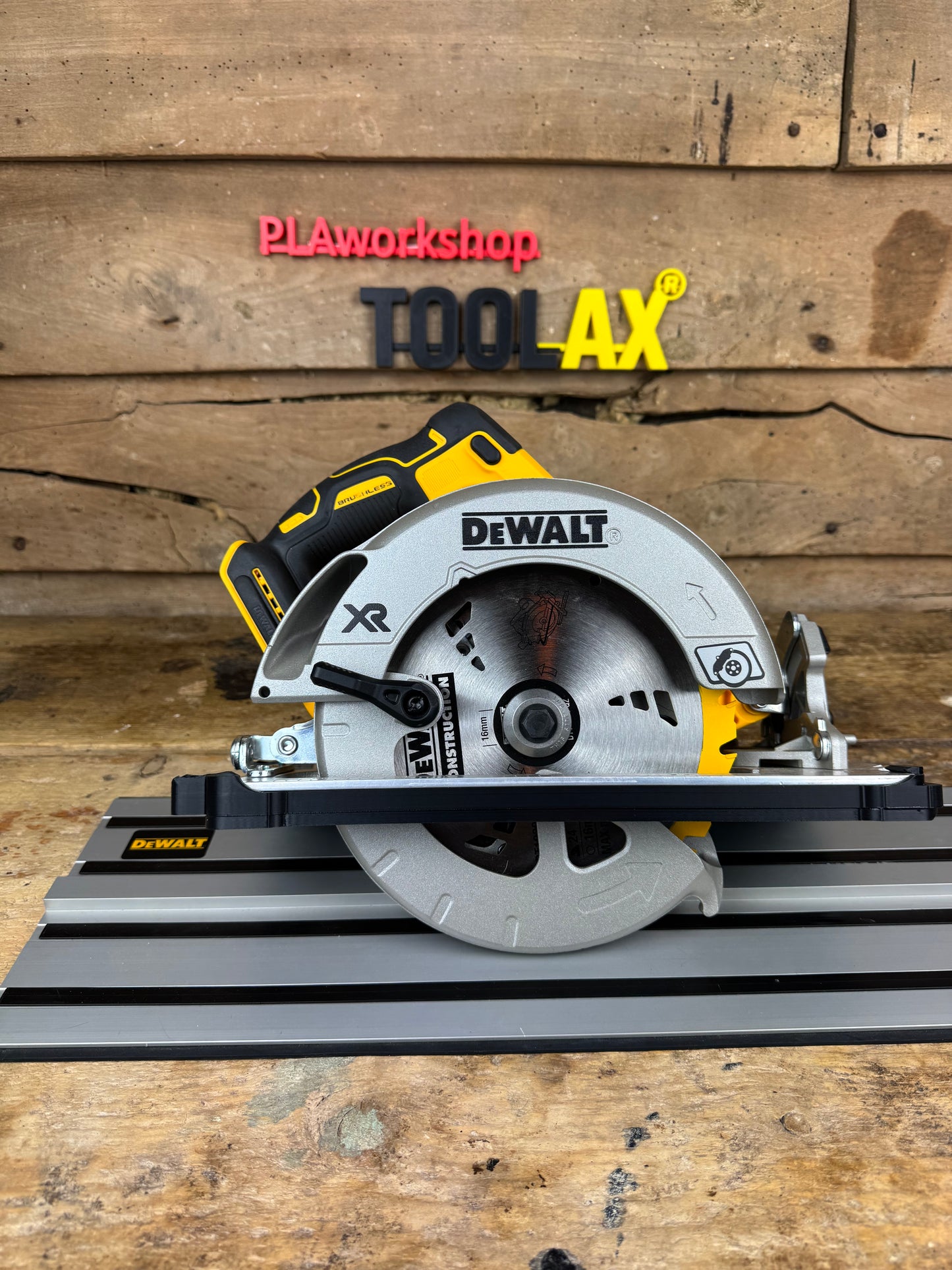 TOOLAX Guide Rail Adapter Base – Cut Perfect 45° & 90° Angles compatible with Dewalt Circular Saws (DCS570, DWE575, DCS575, DCS578, DCS573) – for Dewalt Guide Rails