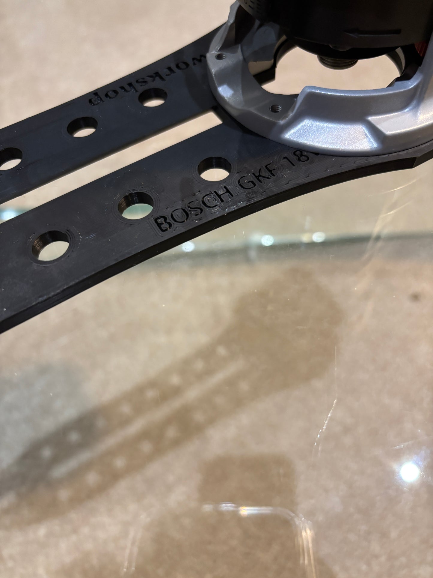 Bosch GKF 18V-25 Router Circle Cutting Jig