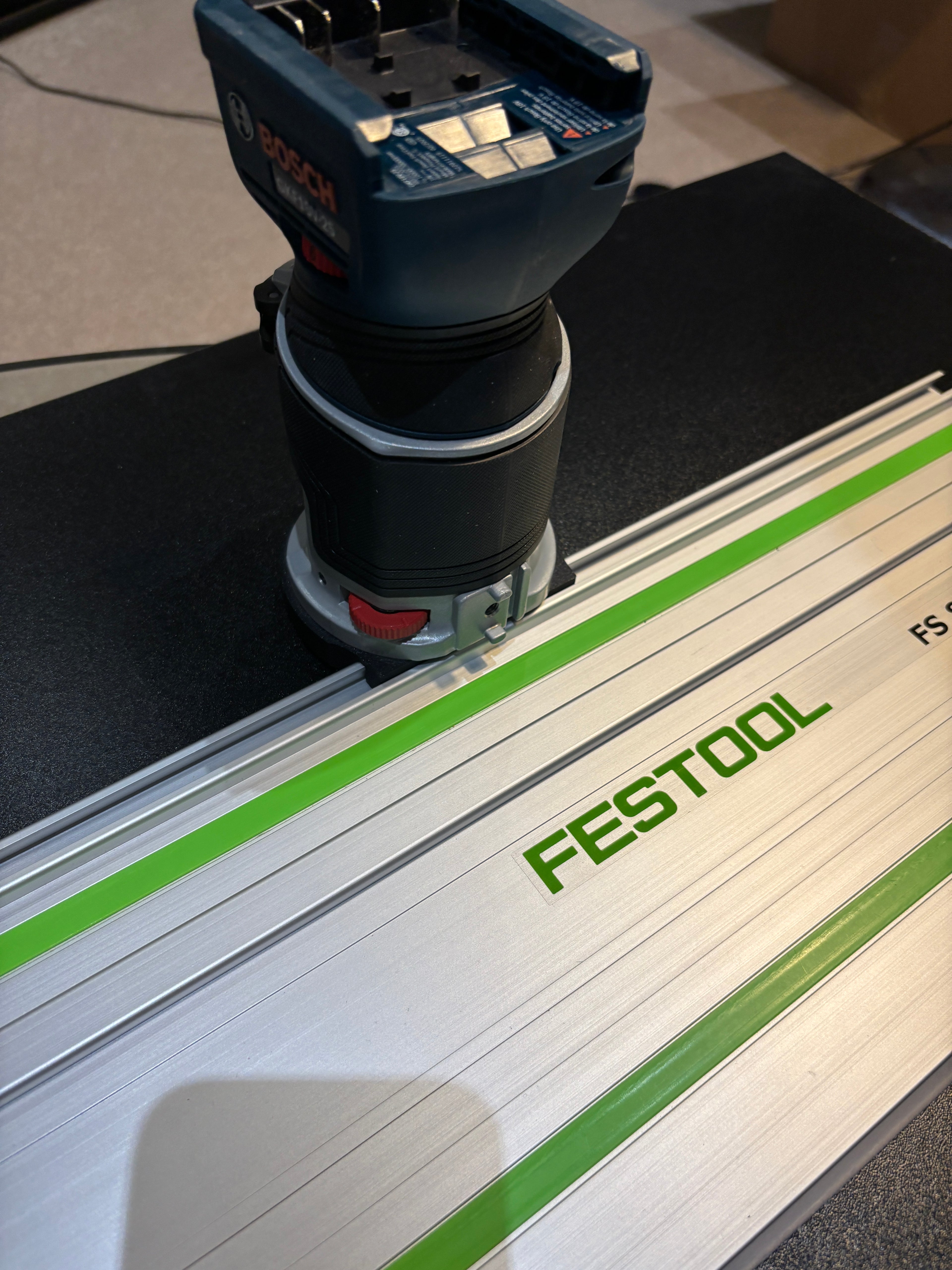 Bosch GKF 18V-25 Trim Router Plunge Base Guide Rail Adapter to Festool Track / Guide Rail