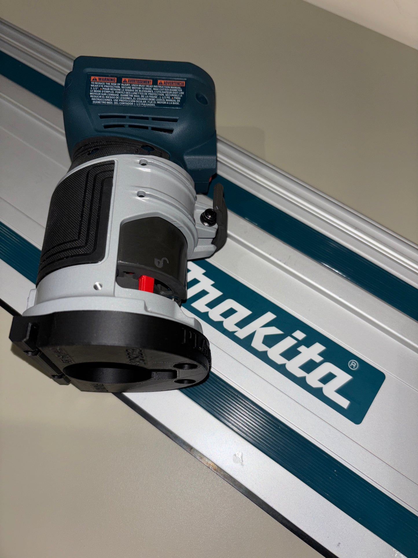 Bosch GKF 18V-25 Advanced Trim Router Plunge Base Guide Rail Adapter to Makita Track / Guide Rail