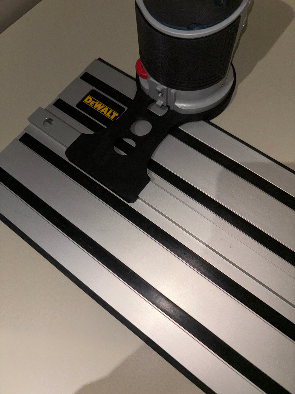 Bosch GKF 18V-25 Trim Router Plunge Base Guide Rail Adapter to Dewalt Track / Guide Rail