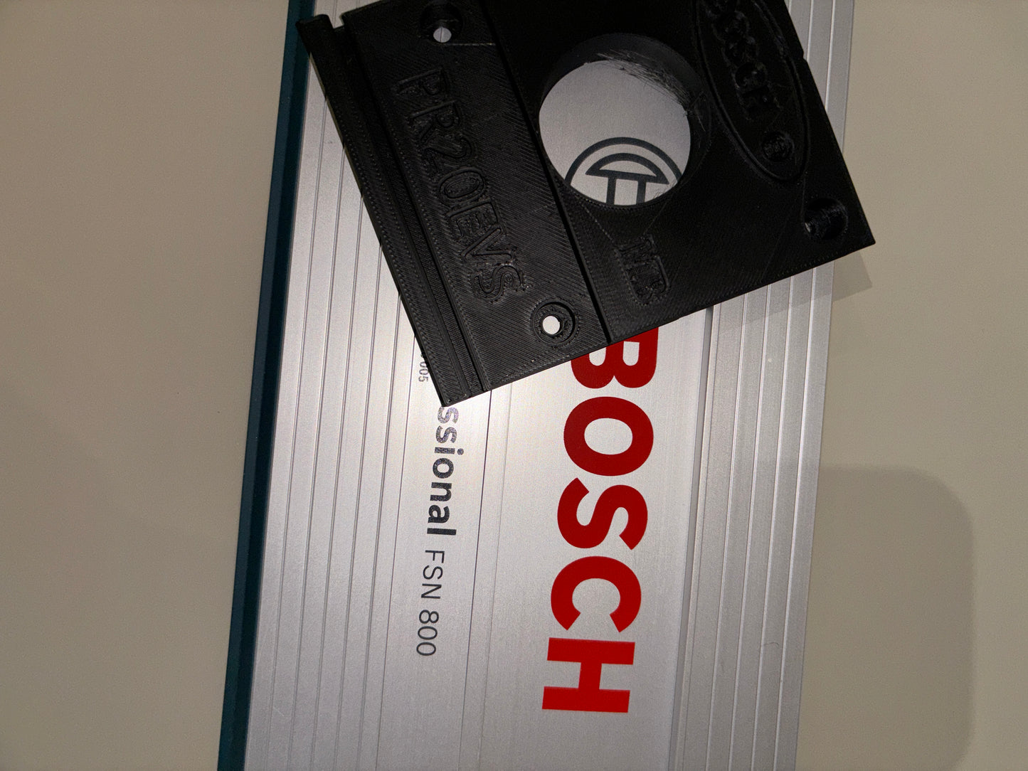 Bosch PR20EVS Trim Router Plunge Base Guide Rail Adapter to Bosch Track / Guide Rail