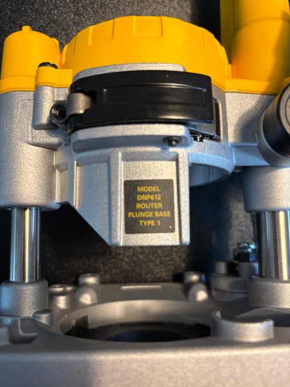 Dewalt DNP612 Router Plunge Base Adaptor for Guide Rail to fit Mafell Guide Track/Rail