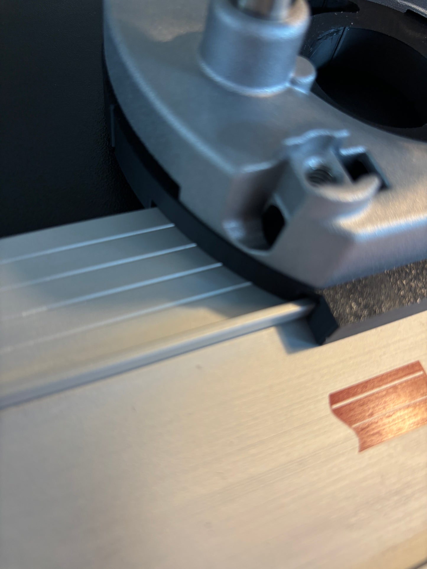 Dewalt DNP612 Router Plunge Base Adaptor for Guide Rail to fit Mafell Guide Track/Rail