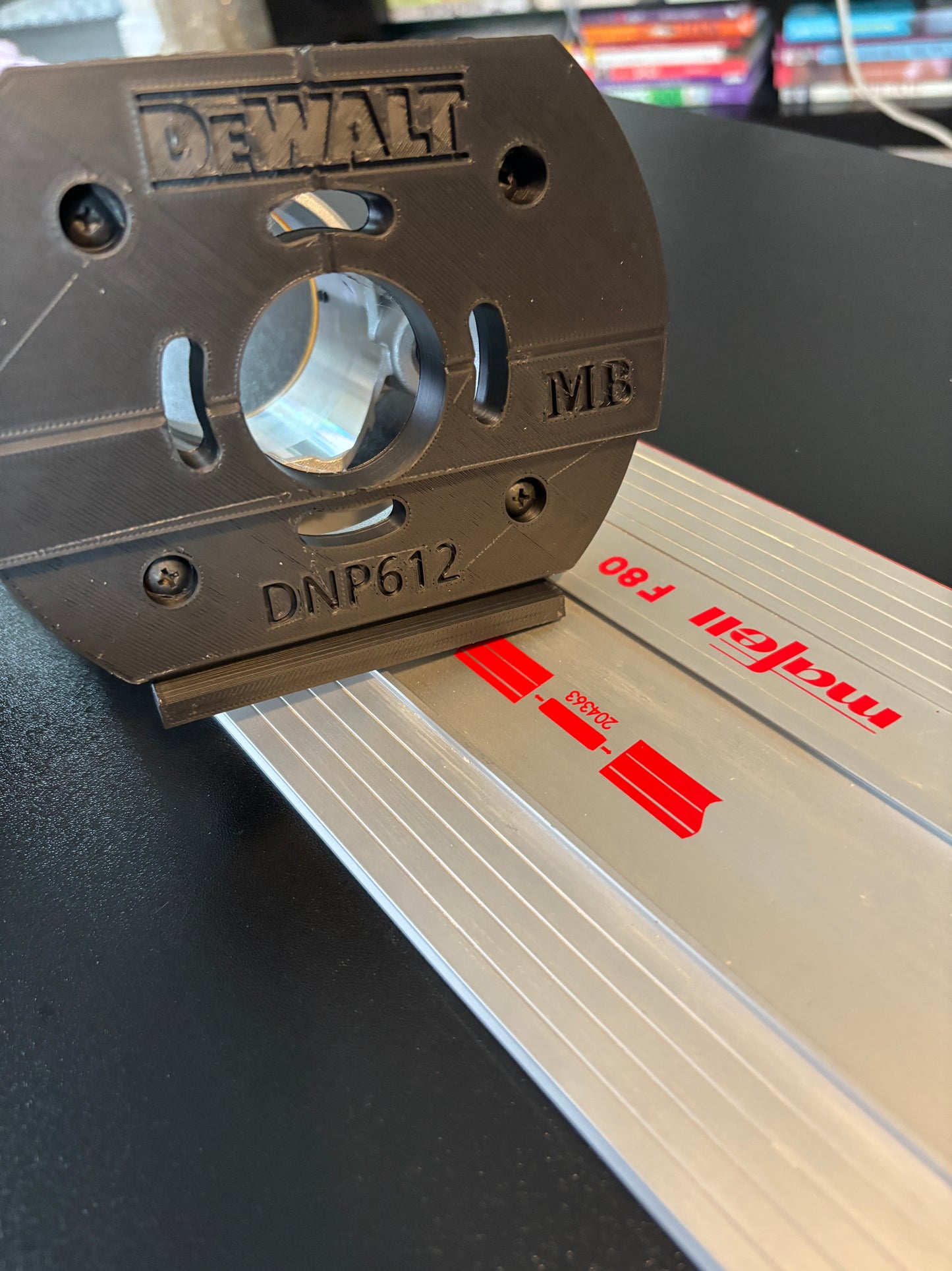 Dewalt DNP612 Router Plunge Base Adaptor for Guide Rail to fit Mafell Guide Track/Rail