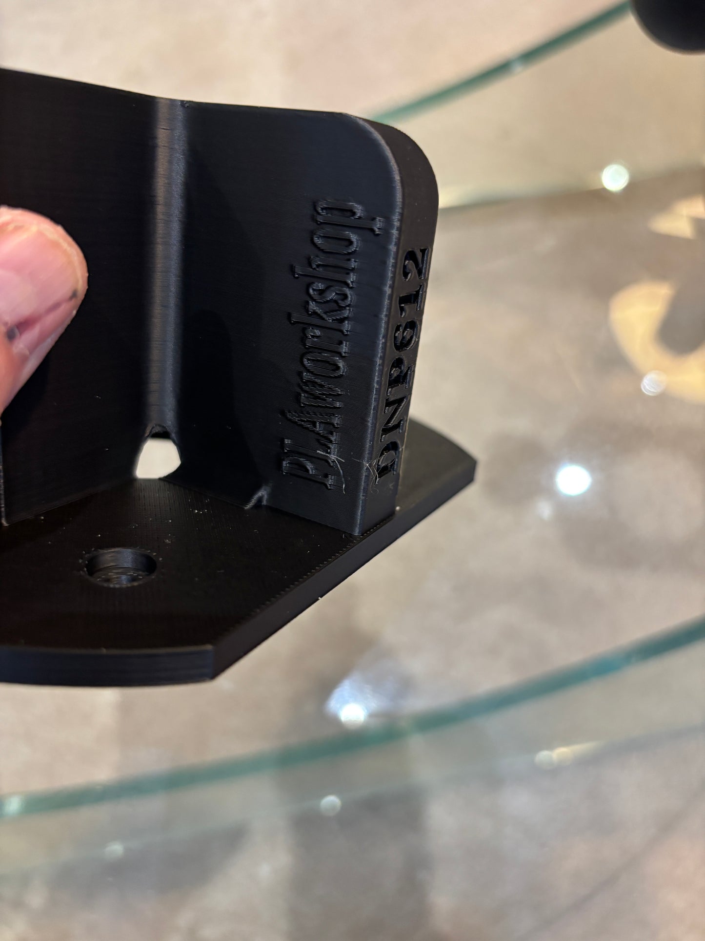 Dewalt DCW600 DWP611 Edge banding attachment in combination with the DNP612 Plunge Base Type 1