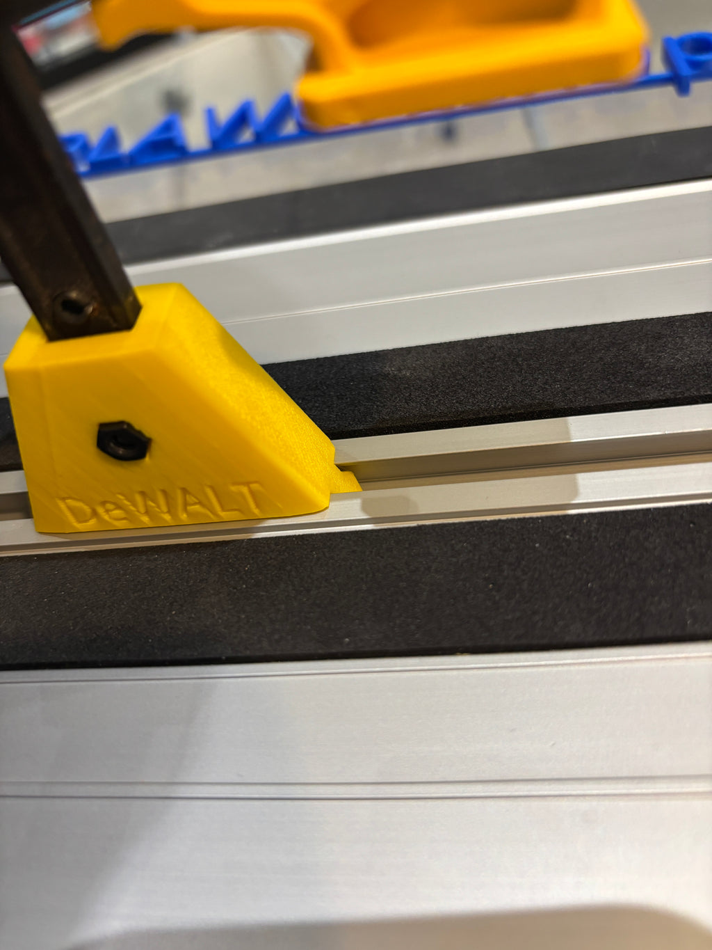 DeWalt track Saw guide rail clamp feet adaptor (PK 2) - For Dewalt Quick Grip Clamp