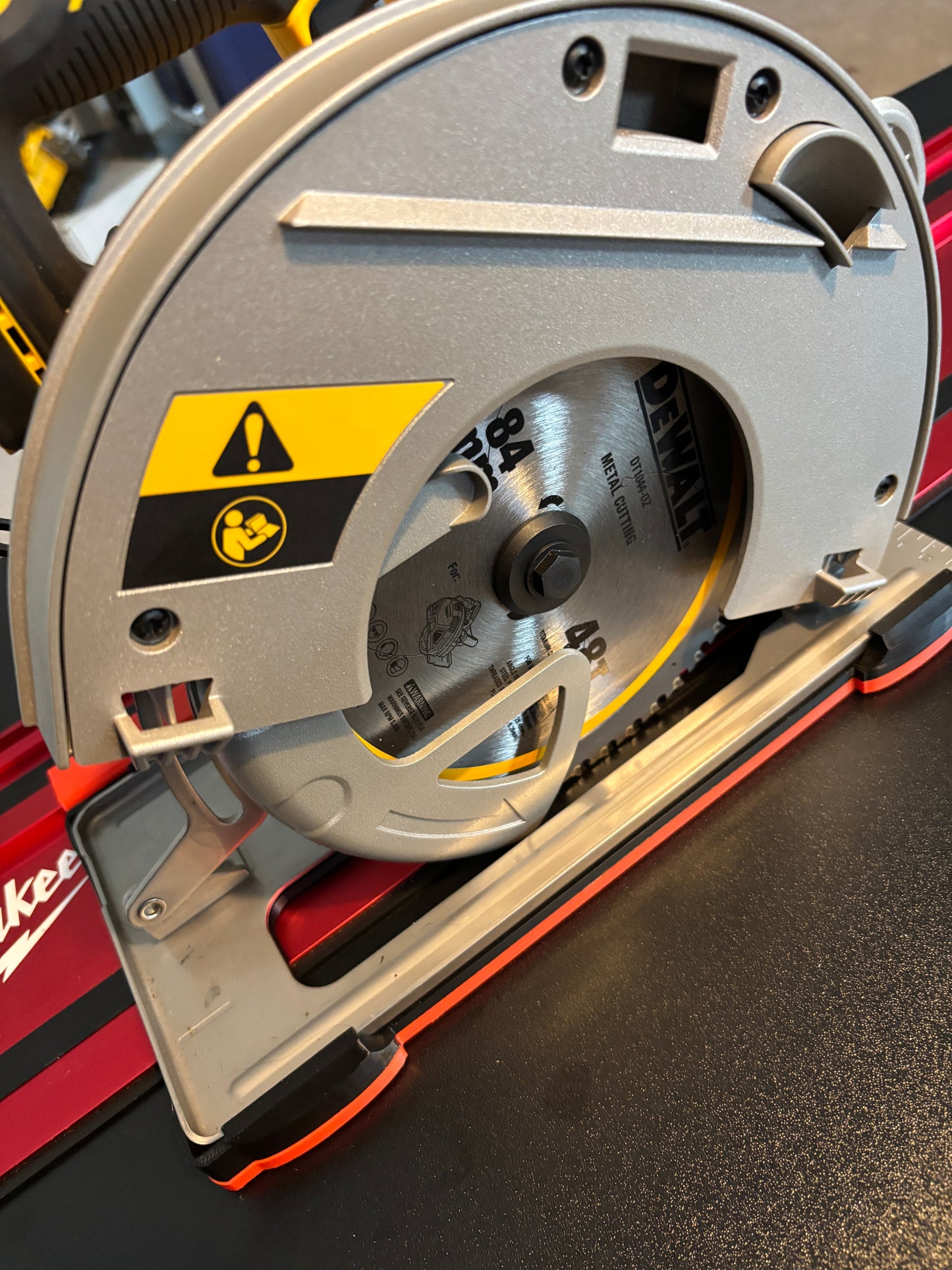 Dewalt DCS383 Metal Saw Adaptor base / Skid plate for Circular Saw to fit Milwaukee Guide rail